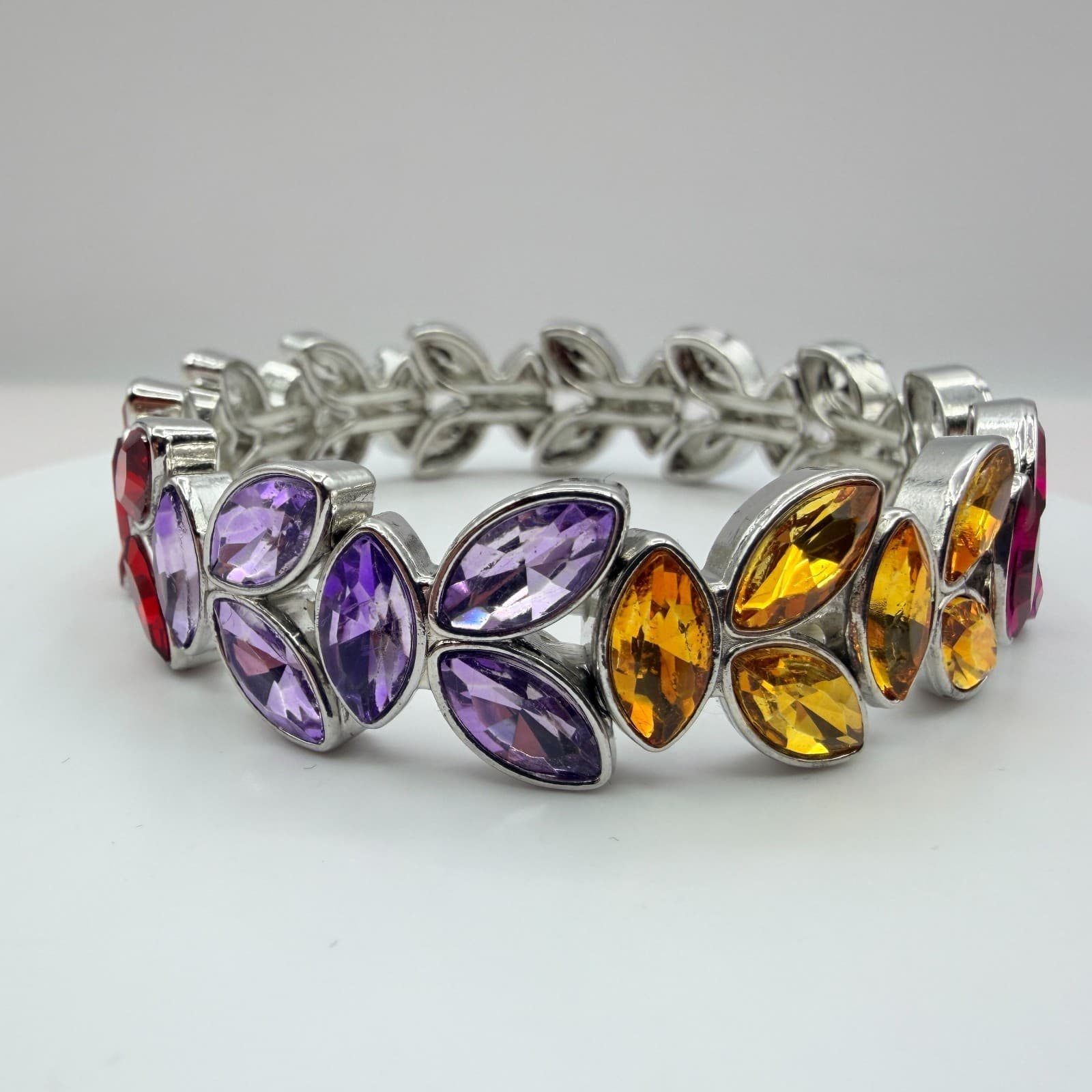 VTG 90s Silver Tone Rhinestones Stretch Bracelet Women's Classic Fashion Jewelry - Image 1