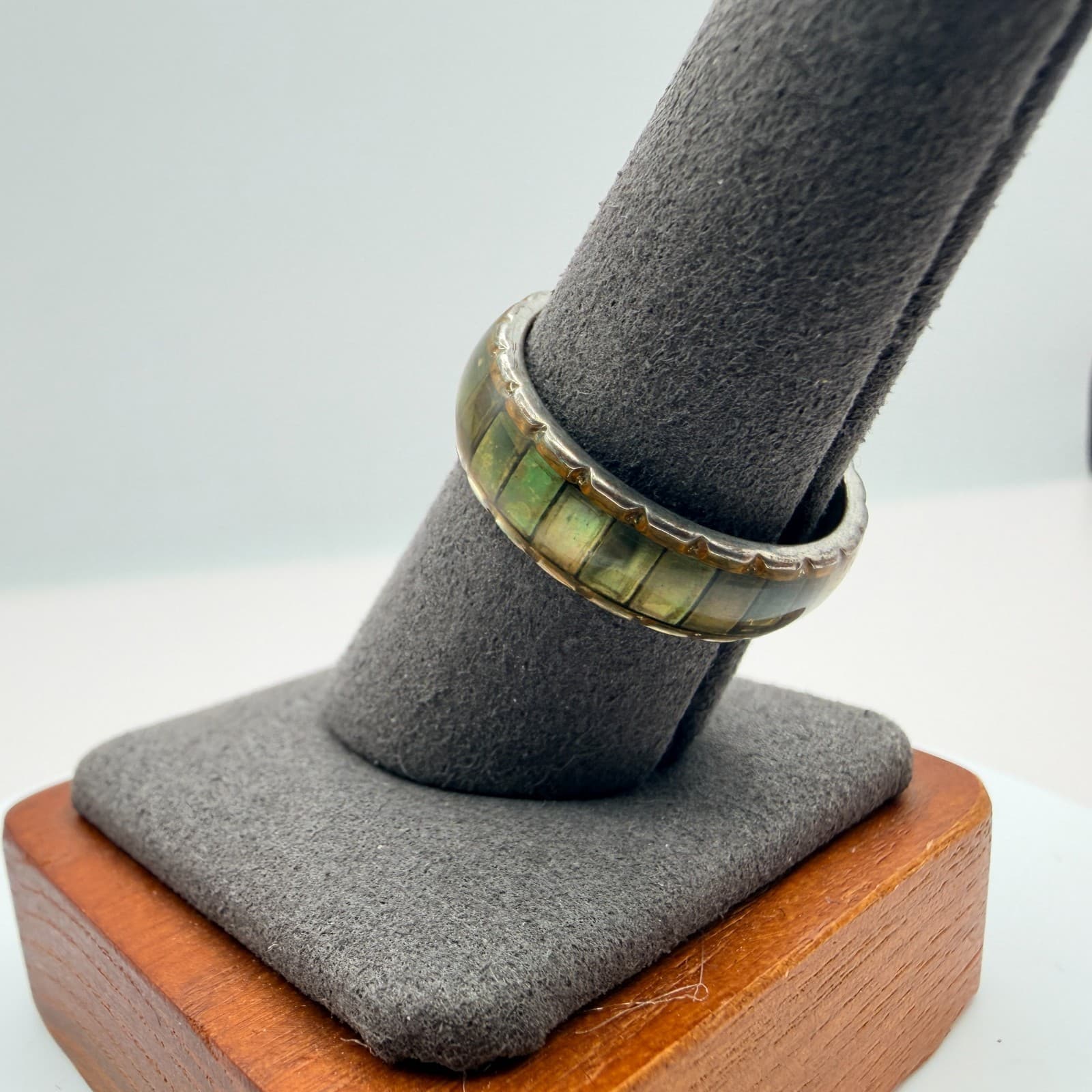 Vintage Y2K Gold Tone Green Turquoise Mosaic Inlay Ring Band Women Retro Jewelry - Thumbnail 5