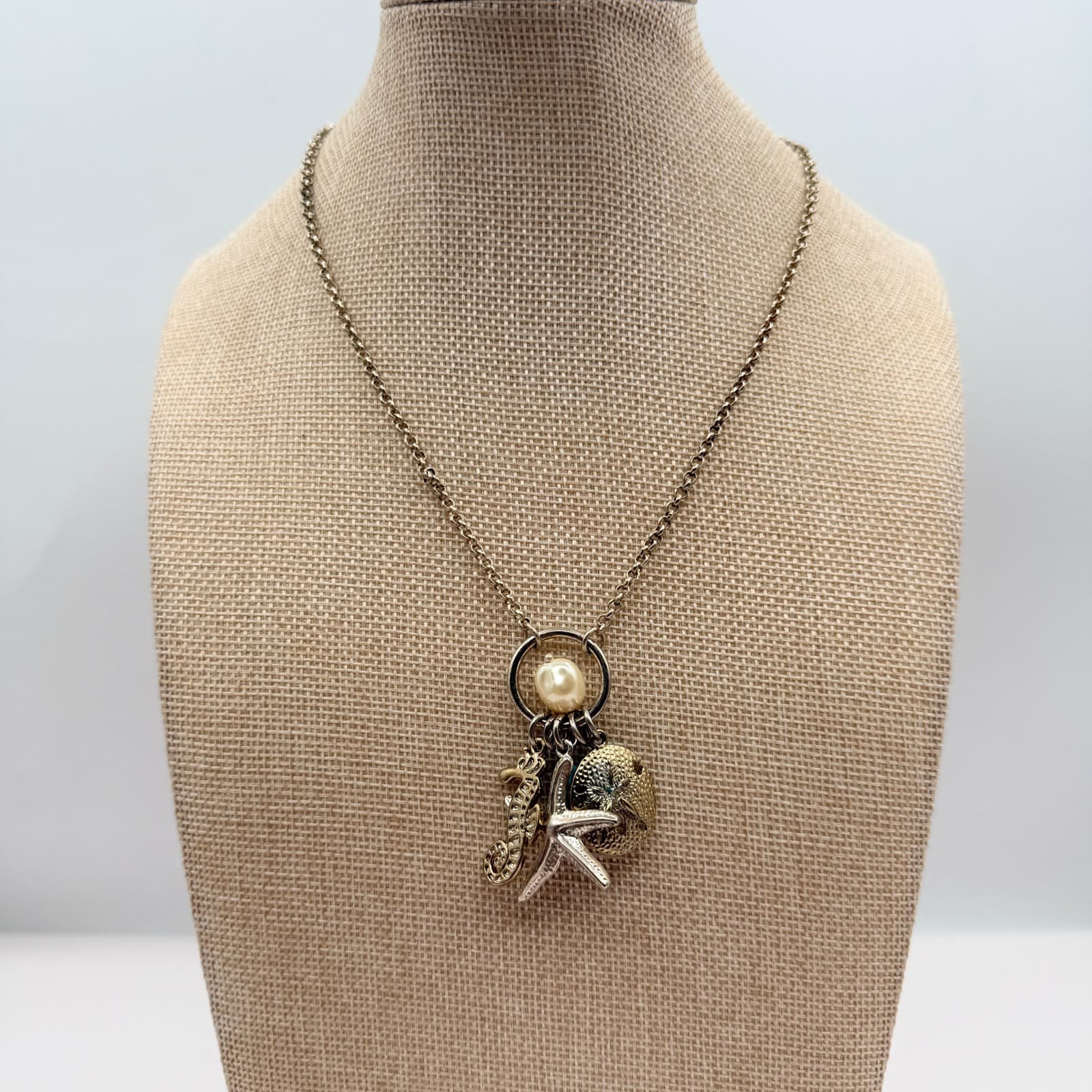 Vintage 90s Silver Tone Faux Pearl Pendant Necklace Women's Classic Jewelry - Thumbnail 6