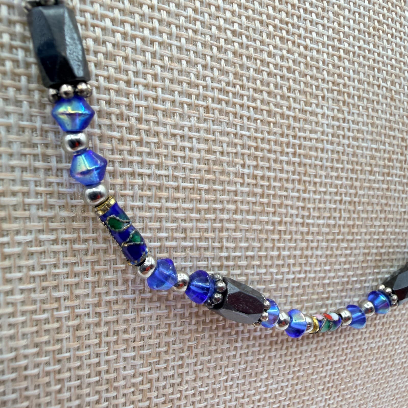Vintage 90s Hematite Blue Glass Beaded Necklace Boho Women's Fashion Jewelry - Thumbnail 5