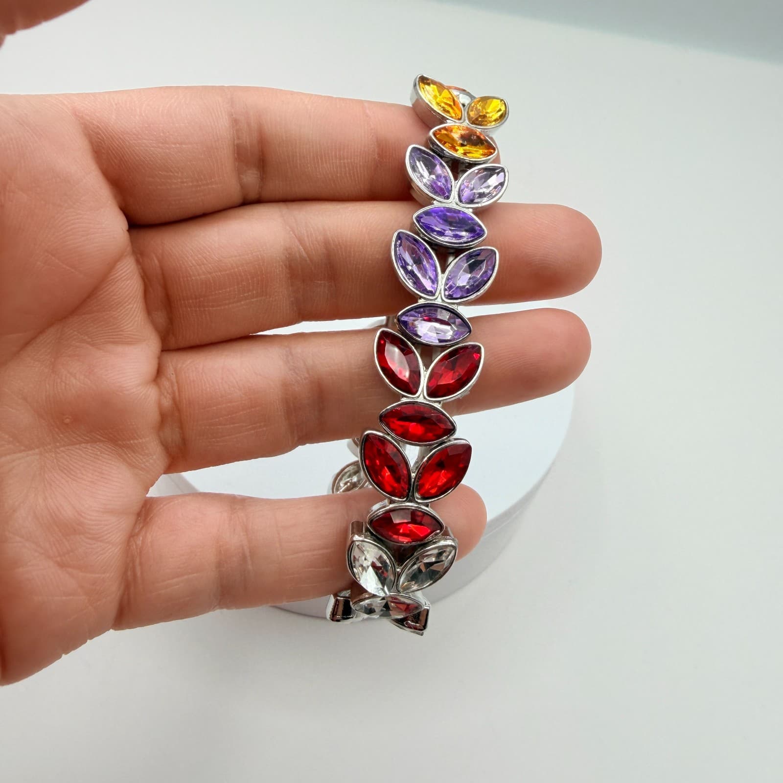 VTG 90s Silver Tone Rhinestones Stretch Bracelet Women's Classic Fashion Jewelry - Thumbnail 9