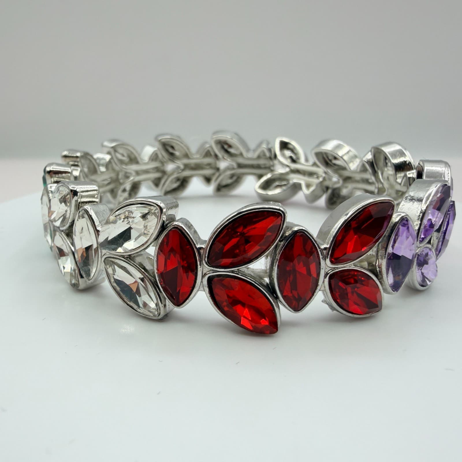 VTG 90s Silver Tone Rhinestones Stretch Bracelet Women's Classic Fashion Jewelry - Thumbnail 4