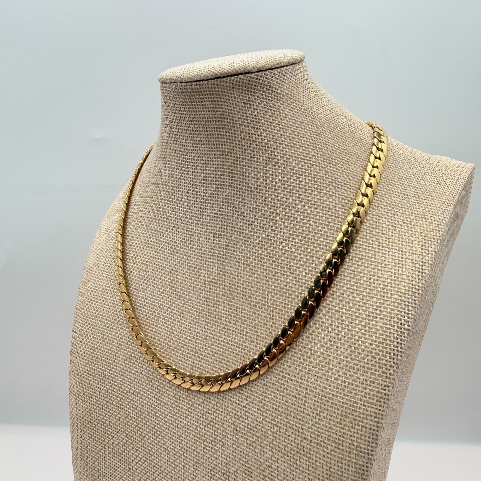 Vintage 90s Gold Tone Herringbone Curb Link Chain Necklace Flat Chunky Statement - Thumbnail 7
