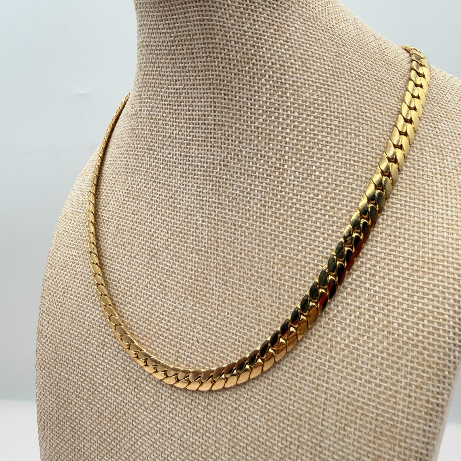 Vintage 90s Gold Tone Herringbone Curb Link Chain Necklace Flat Chunky Statement - Thumbnail 6