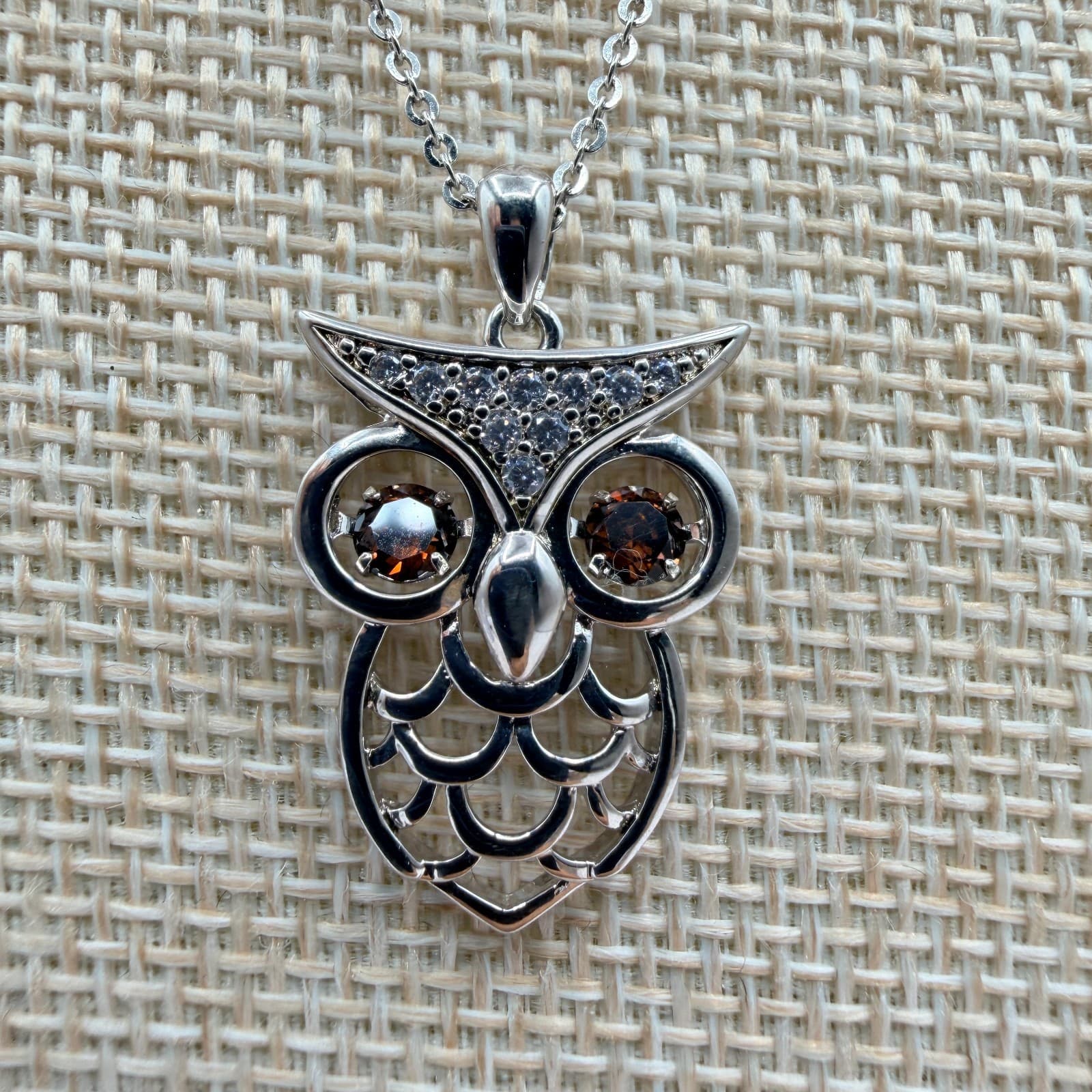 Vintage 90s Silver Tone Brown Eyes Owl Pendant Necklace Boho Women's Jewelry - Image 1