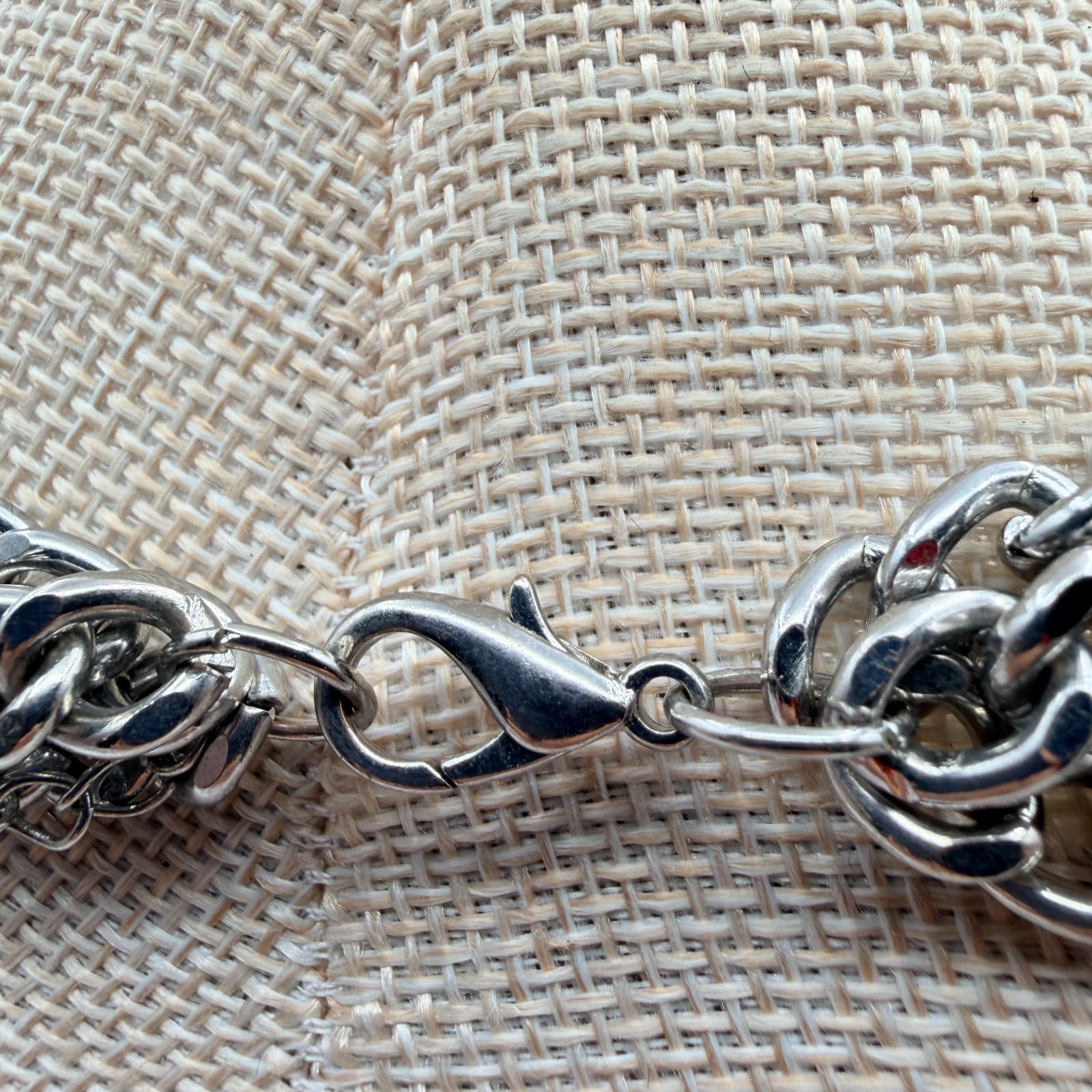 Vintage 90s Multi Strand Silver Tone Chunky Chain White Beaded Necklace Jewelry - Thumbnail 10