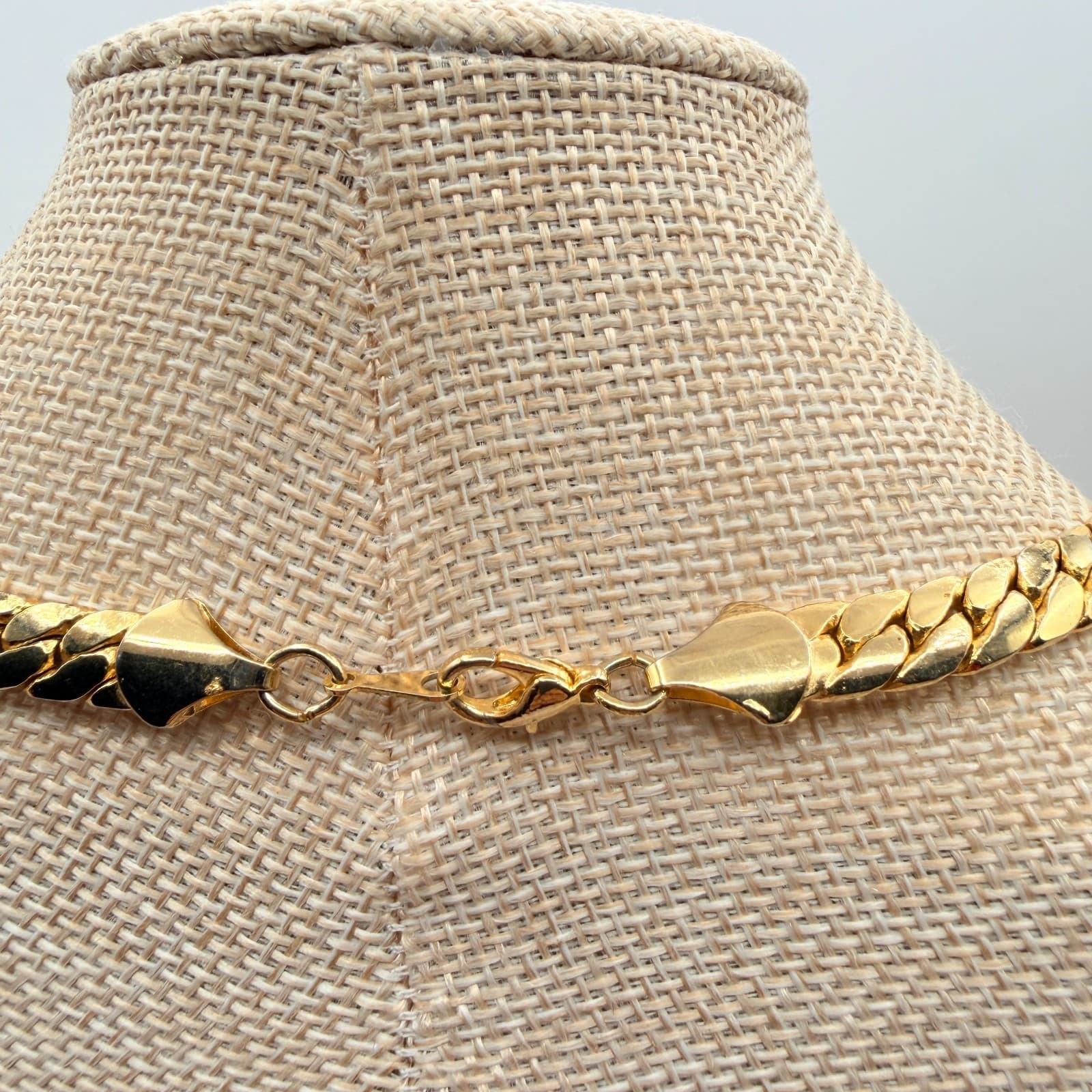 Vintage 90s Gold Tone Herringbone Curb Link Chain Necklace Flat Chunky Statement - Thumbnail 9