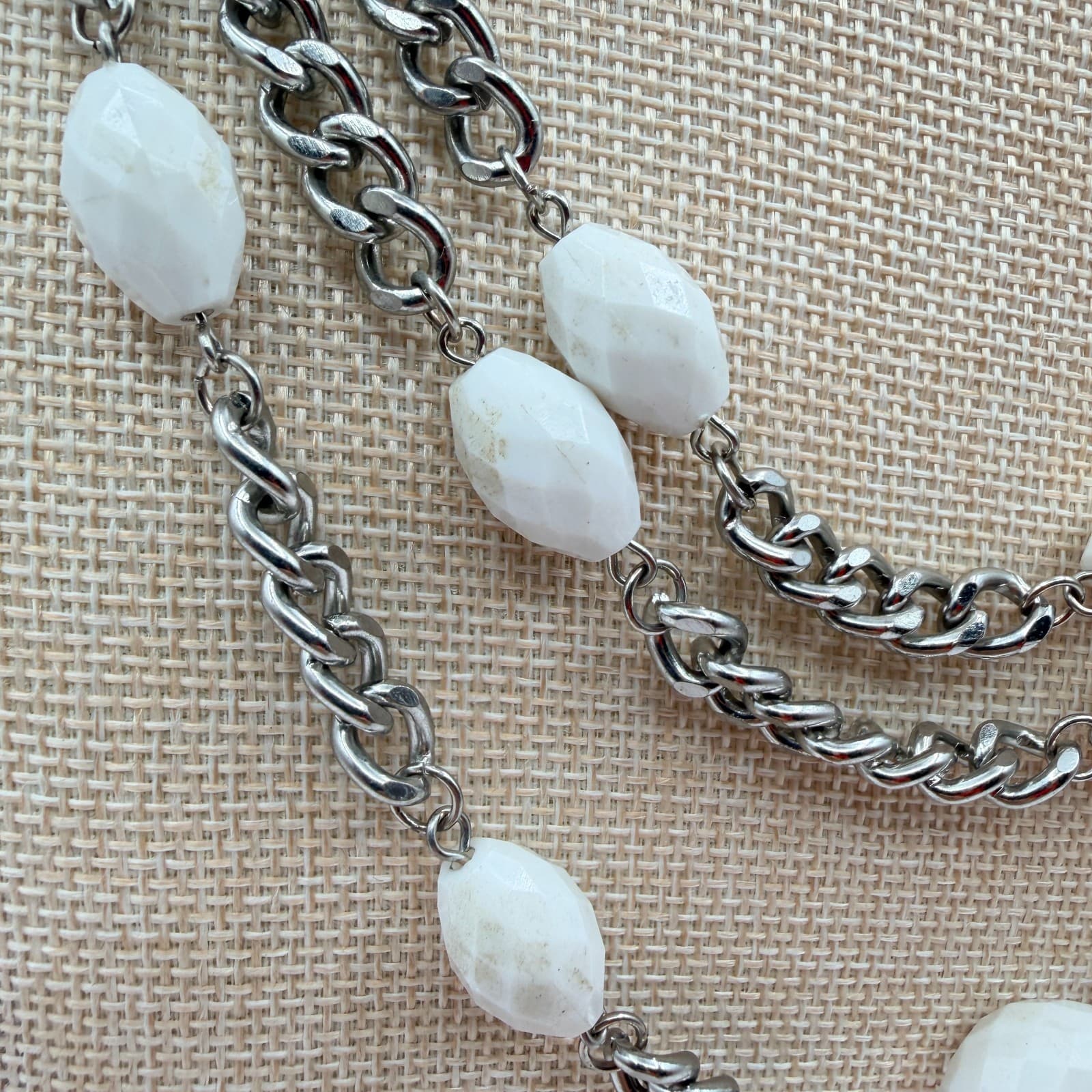 Vintage 90s Multi Strand Silver Tone Chunky Chain White Beaded Necklace Jewelry - Thumbnail 4