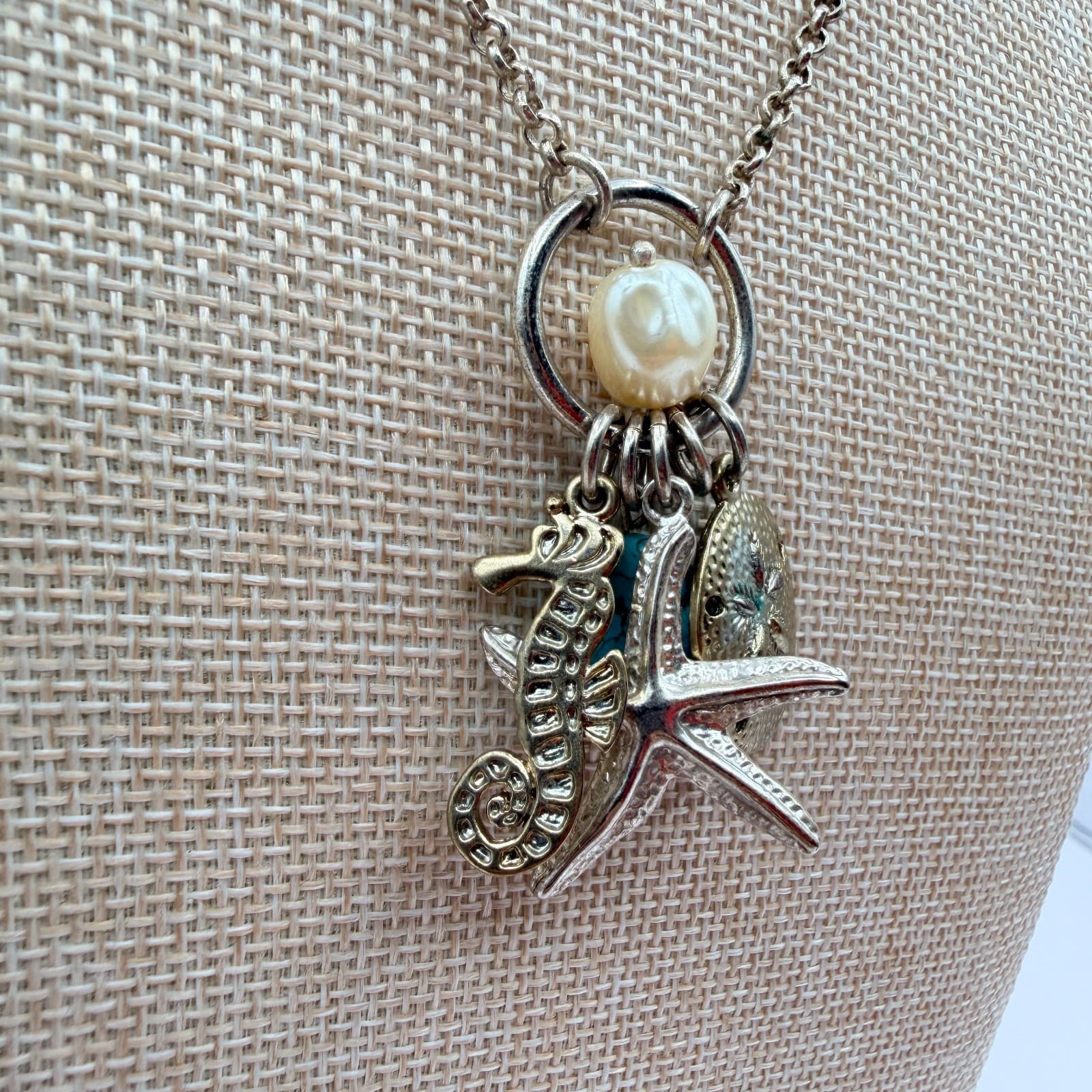 Vintage 90s Silver Tone Faux Pearl Pendant Necklace Women's Classic Jewelry - Thumbnail 2