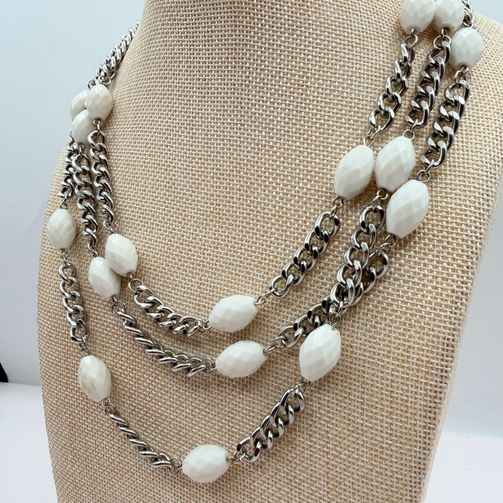 Vintage 90s Multi Strand Silver Tone Chunky Chain White Beaded Necklace Jewelry - Thumbnail 5