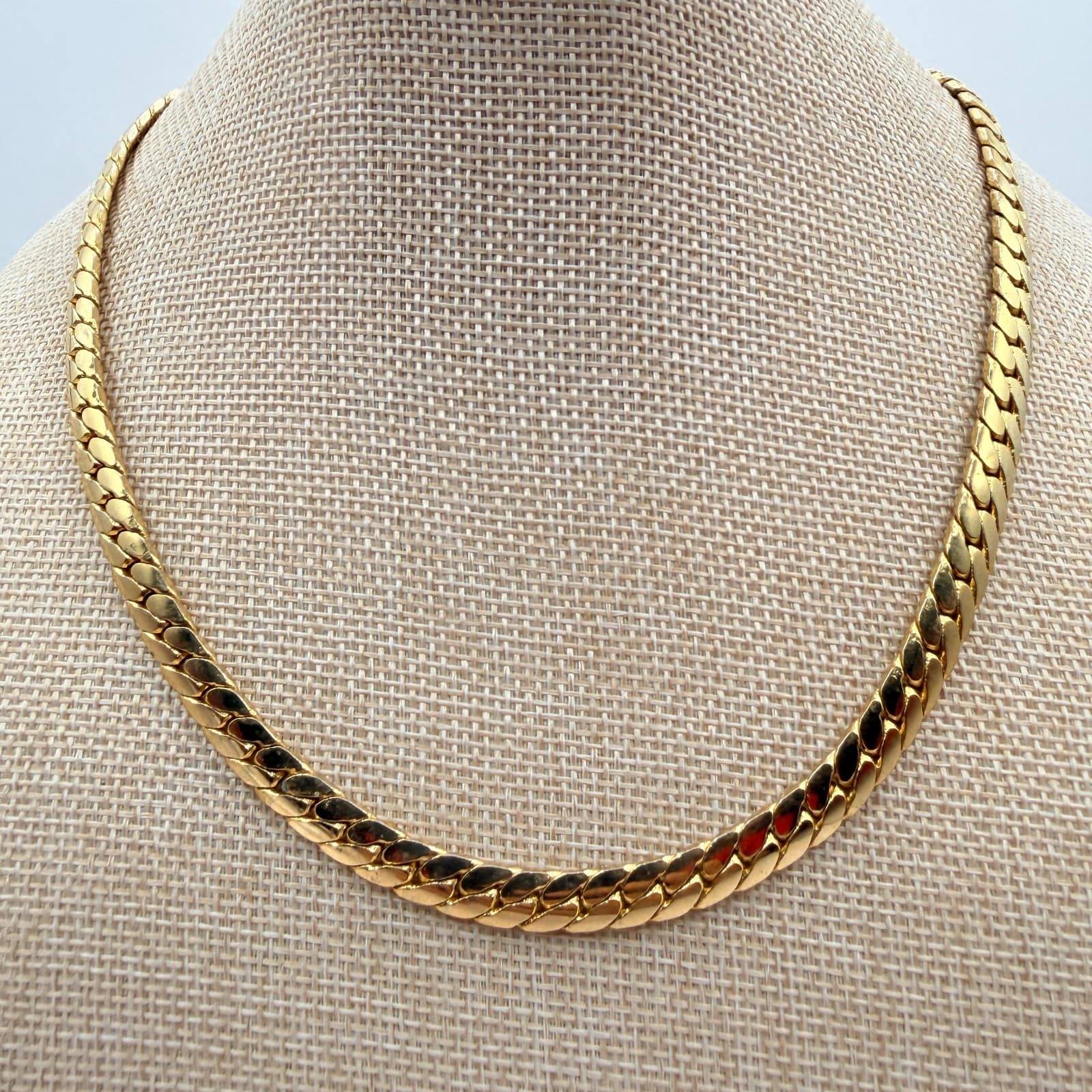 Vintage 90s Gold Tone Herringbone Curb Link Chain Necklace Flat Chunky Statement - Thumbnail 2