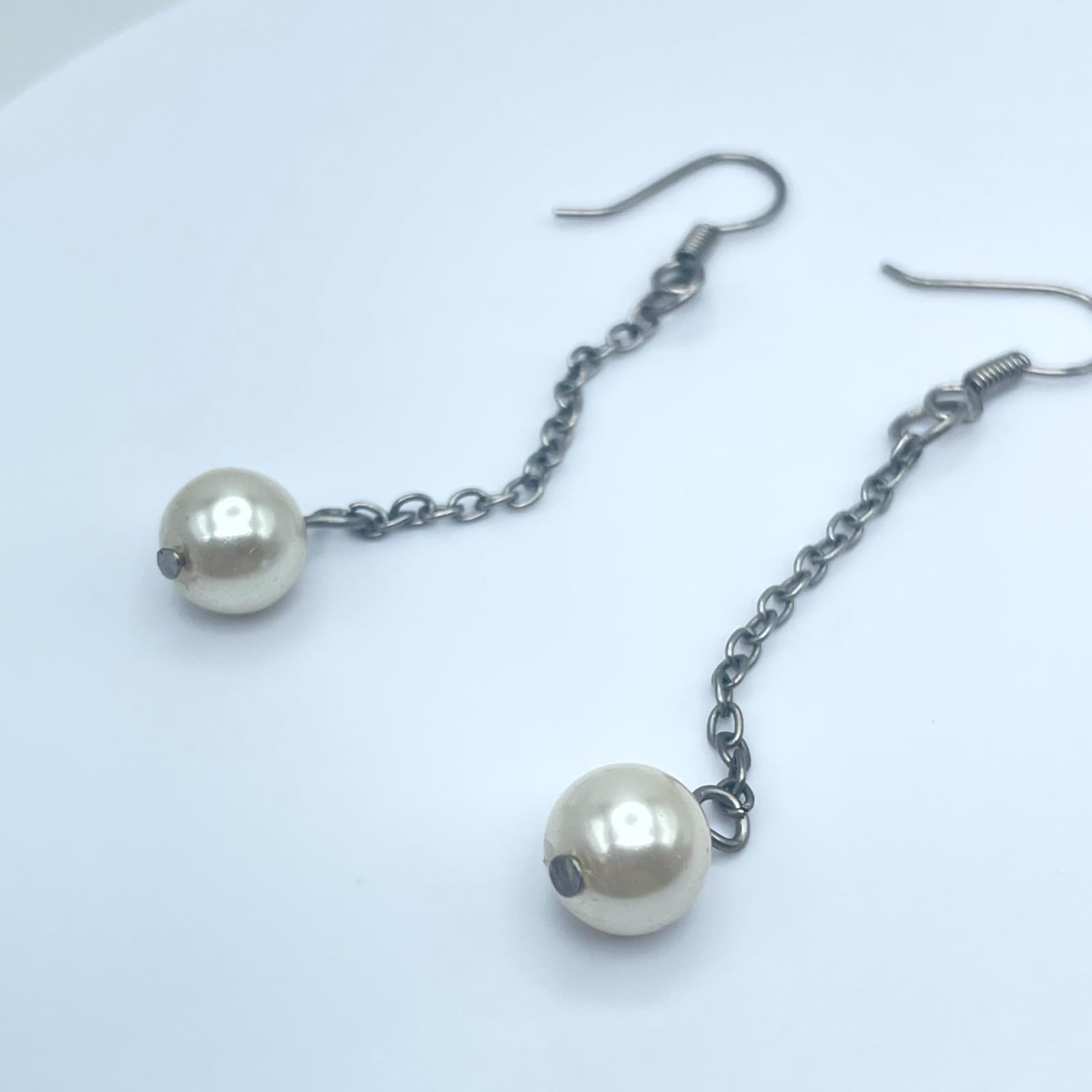 Boutique Silver-Tone Round Link Chain Mother Of Pearl Dangle French Hook Earring - Thumbnail 7