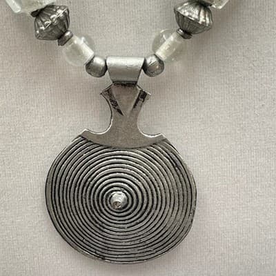 Silver-Tone Chunky Dichroic Glass Beaded Brutalist Spiral Disc Pendant Necklace - Thumbnail 5
