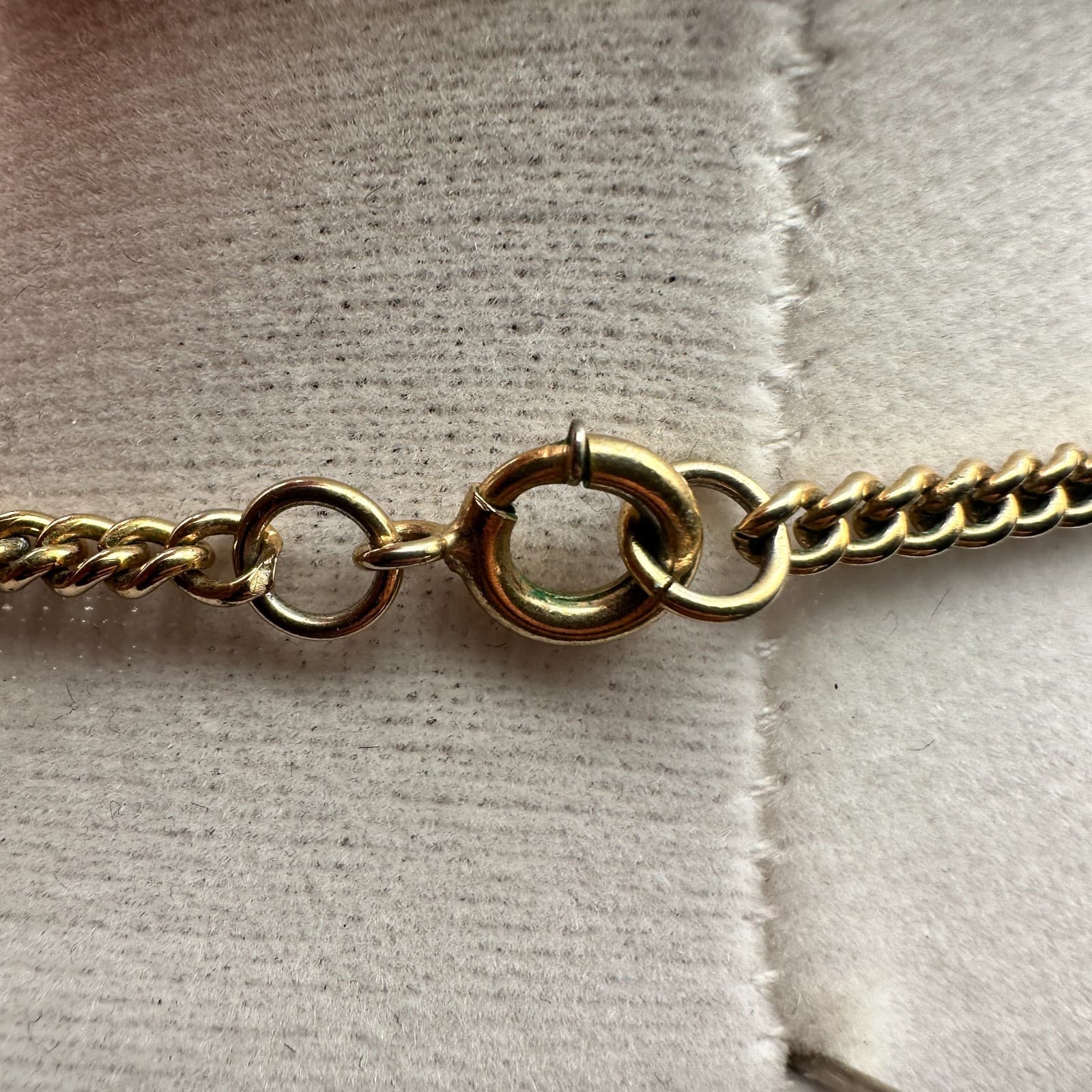 Vintage gold-tone square necklace with enamel Gardena High School Mohican emblem - Thumbnail 8