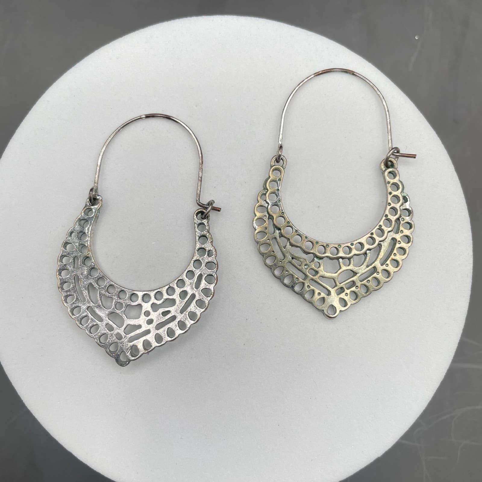 Silver Tone Filigree Crescent Hoop Earrings Boho Cutout Style - Thumbnail 7