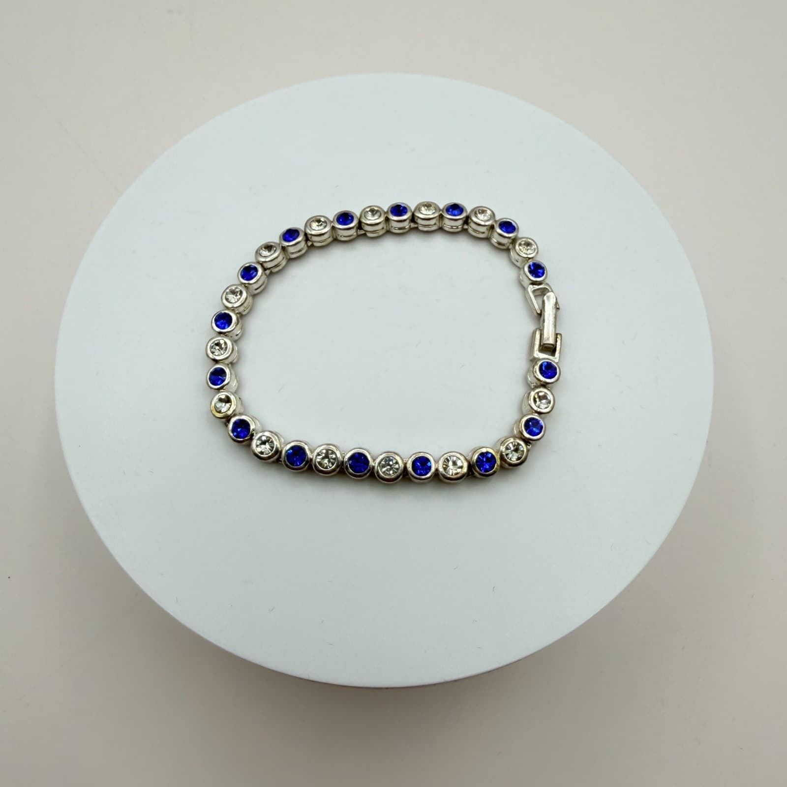 Vintage 90s Silver Tone Rhinestone Tennis Bracelet Women's Classic Jewelry - Thumbnail 3