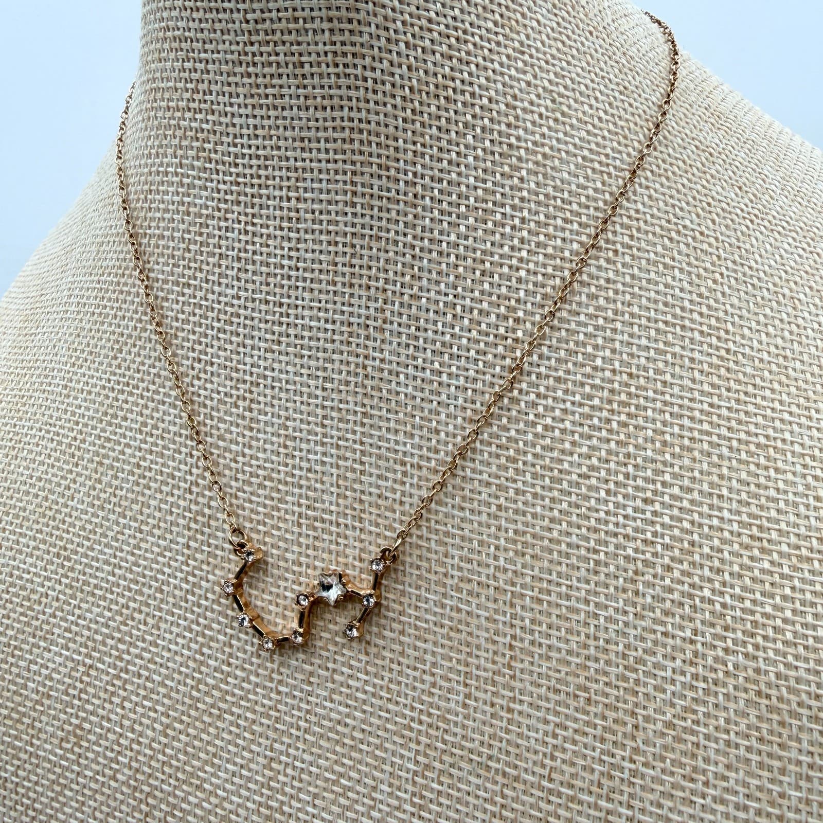 Vintage 90s Gold Tone Constellation Rhinestone Pendent Necklace Women's Jewelry - Thumbnail 7