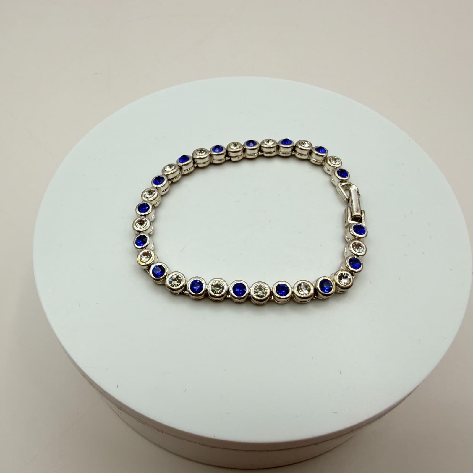 Vintage 90s Silver Tone Rhinestone Tennis Bracelet Women's Classic Jewelry - Thumbnail 5