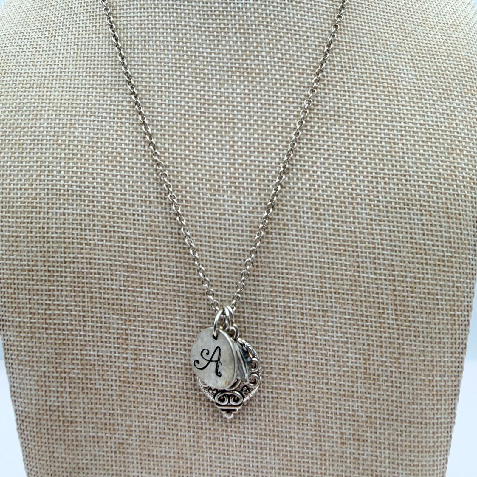 Vintage Y2K Silver Tone Initial A Filigree Medallion Pendant Necklace Jewelry - Thumbnail 2