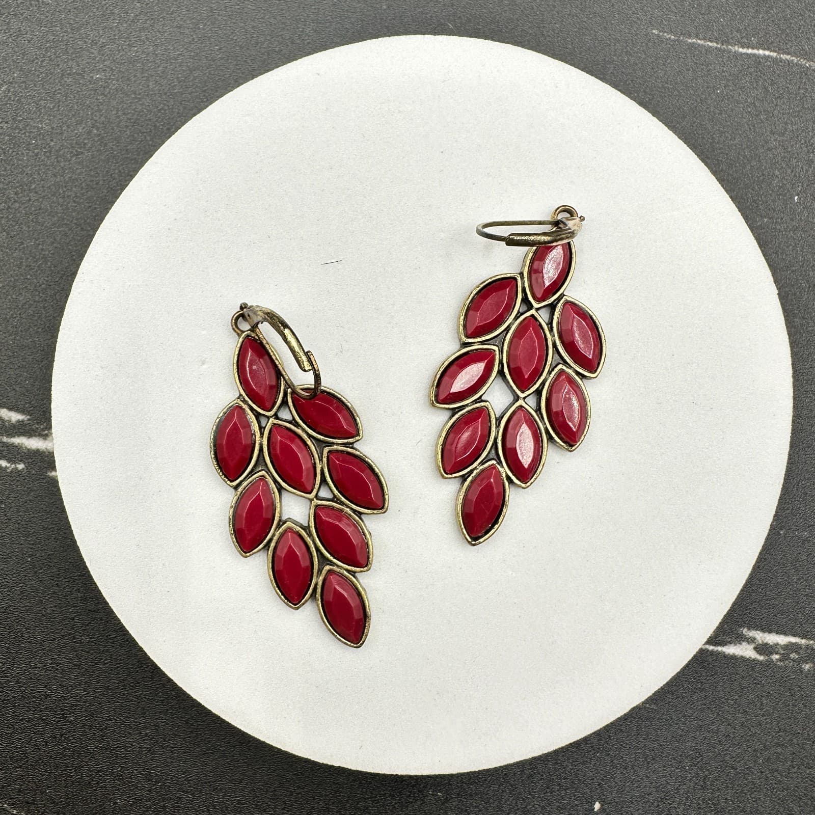 Vintage Women's Red Leaf Cabochon Bronze Metal Beauty Dangle/Drop Earrings - Thumbnail 2