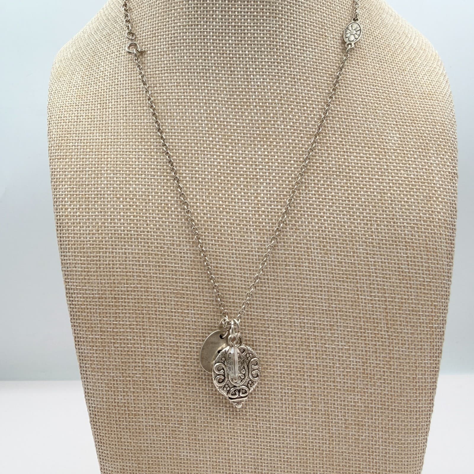 Vintage Y2K Silver Tone Initial A Filigree Medallion Pendant Necklace Jewelry - Thumbnail 5