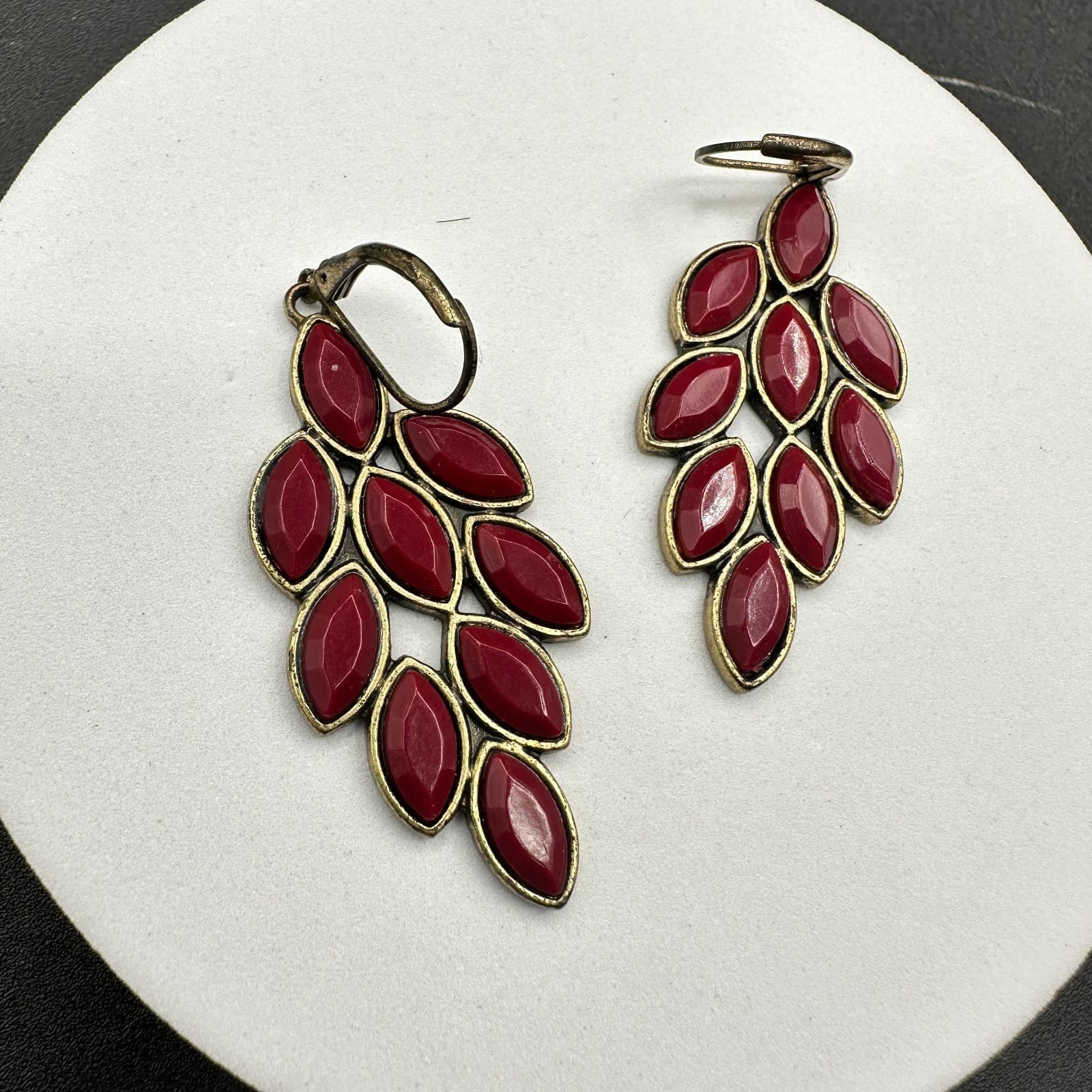 Vintage Women's Red Leaf Cabochon Bronze Metal Beauty Dangle/Drop Earrings - Thumbnail 9
