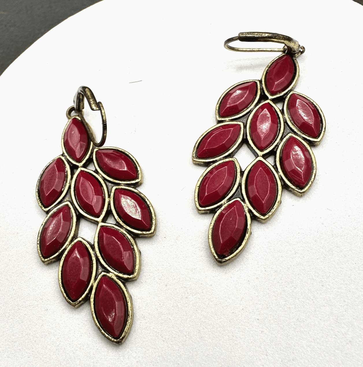 Vintage Women's Red Leaf Cabochon Bronze Metal Beauty Dangle/Drop Earrings - Image 1