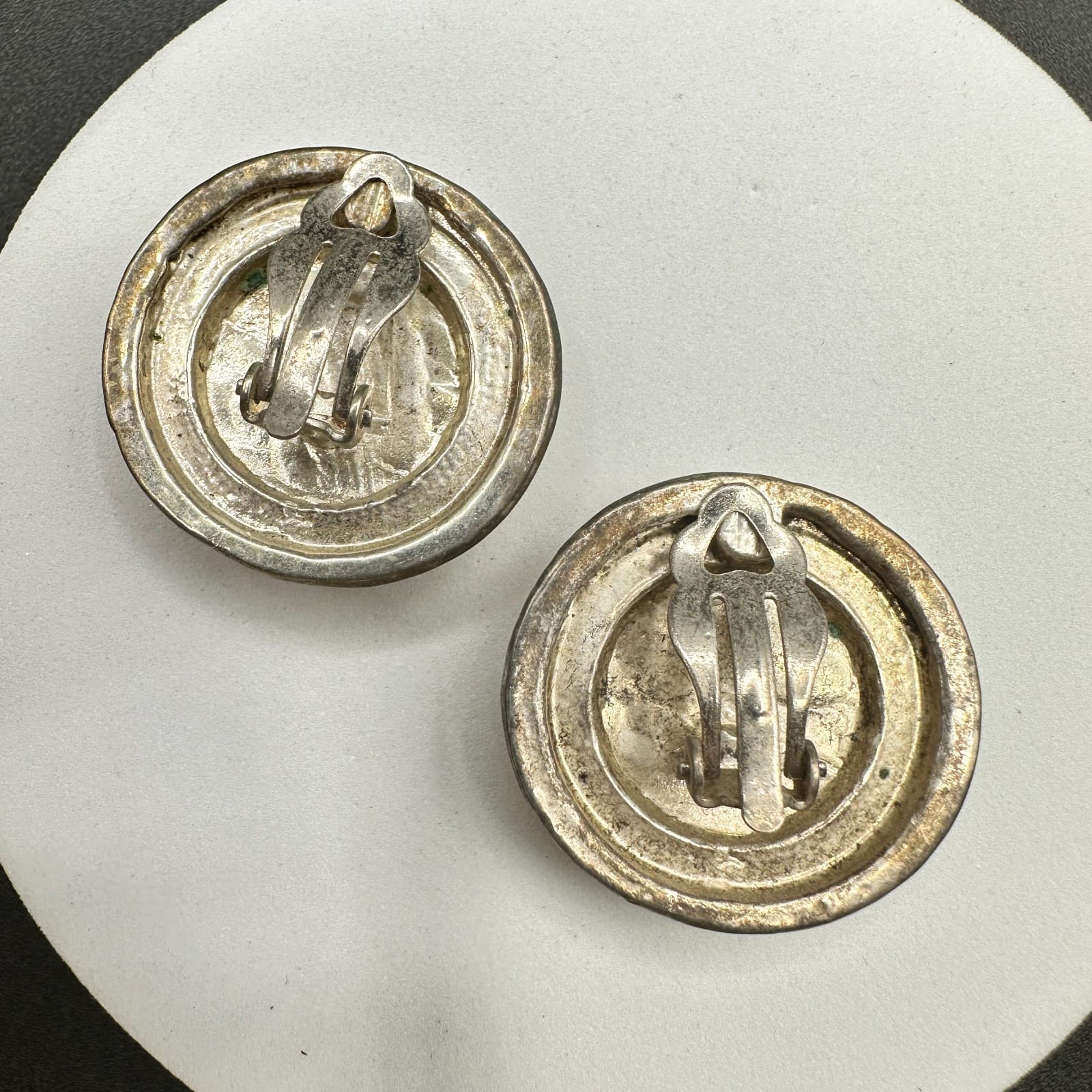 Vintage Handmade Women's Beige Anchor Enamel Clip On Fashion Stud Earrings - Thumbnail 7