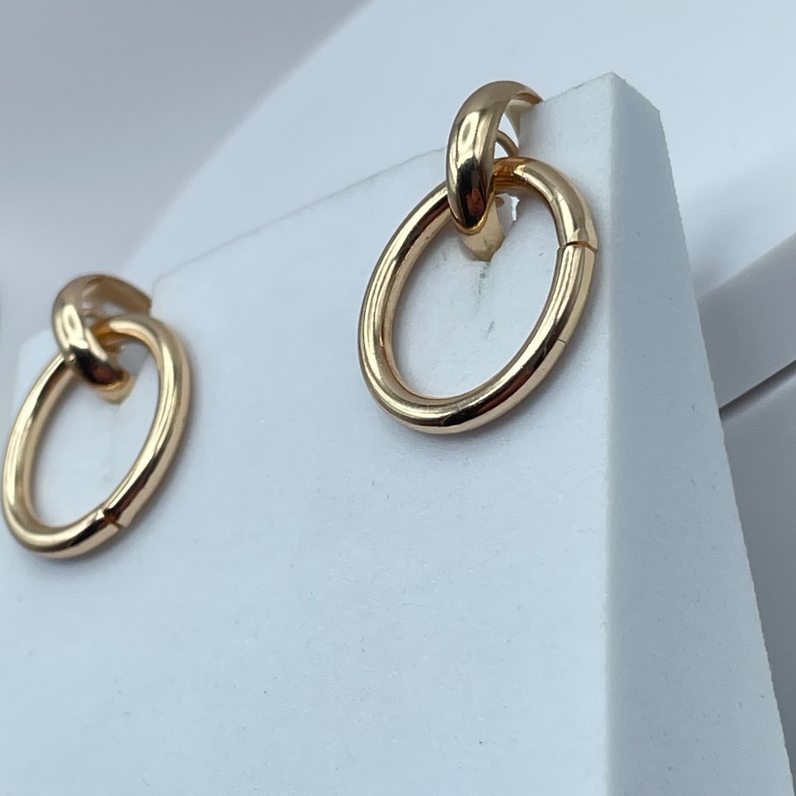 Vintage 90s Gold Tone Interlocking Double Hoop Dangle Earrings Women's Jewelry - Thumbnail 2