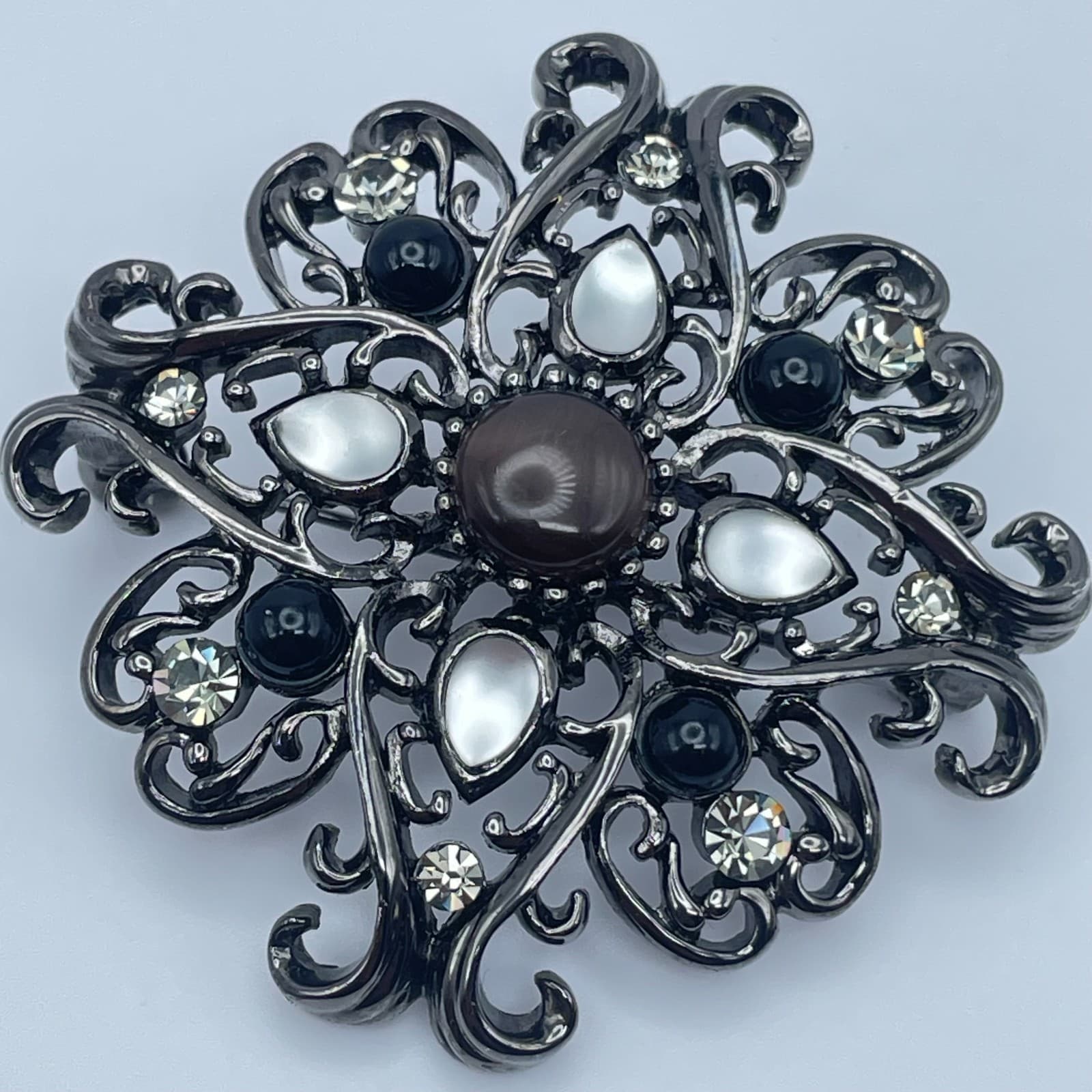 Vintage 80s Gunmetal Tone Filigree Floral Brooch Pin Clear Rhinestone Jewelry - Thumbnail 8