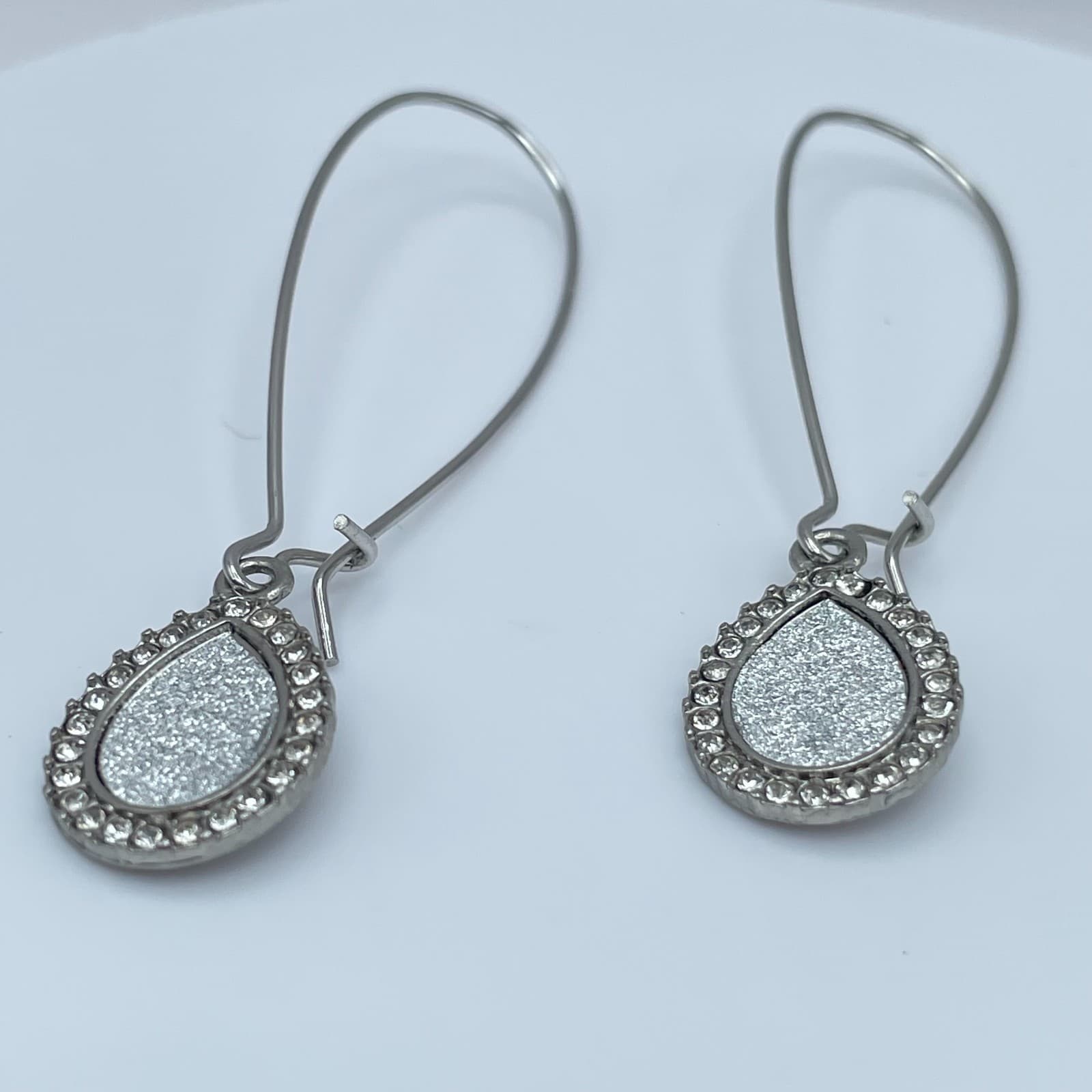 Vintage 90s Silver Tone Teardrop Dangle Earrings Glitter Clear Rhinestone - Thumbnail 4