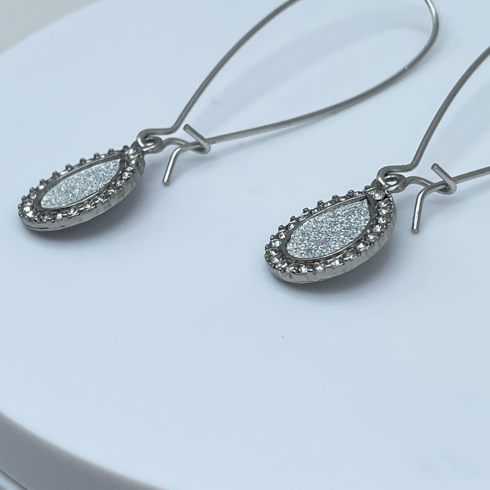 Vintage 90s Silver Tone Teardrop Dangle Earrings Glitter Clear Rhinestone - Thumbnail 6