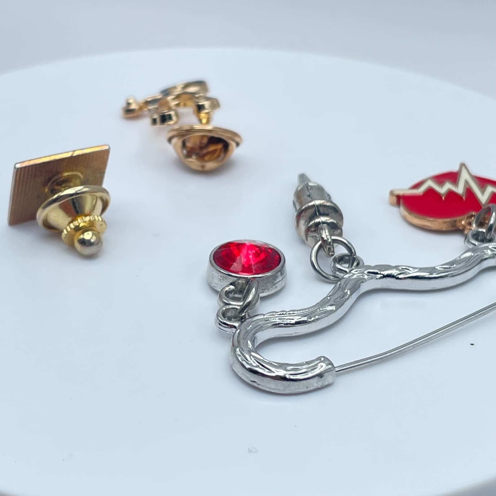 Vintage 90s Doctor's Medical lapel Pin Set Silver/Gold Tone Classic Jewelry - Thumbnail 10