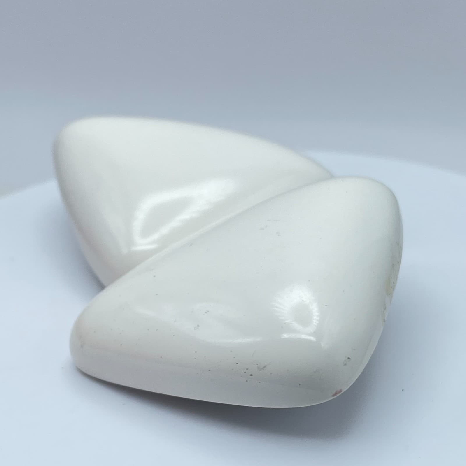 Vintage 90s White Enamel Triangle Earrings Retro Statement Women's Jewelry - Thumbnail 3