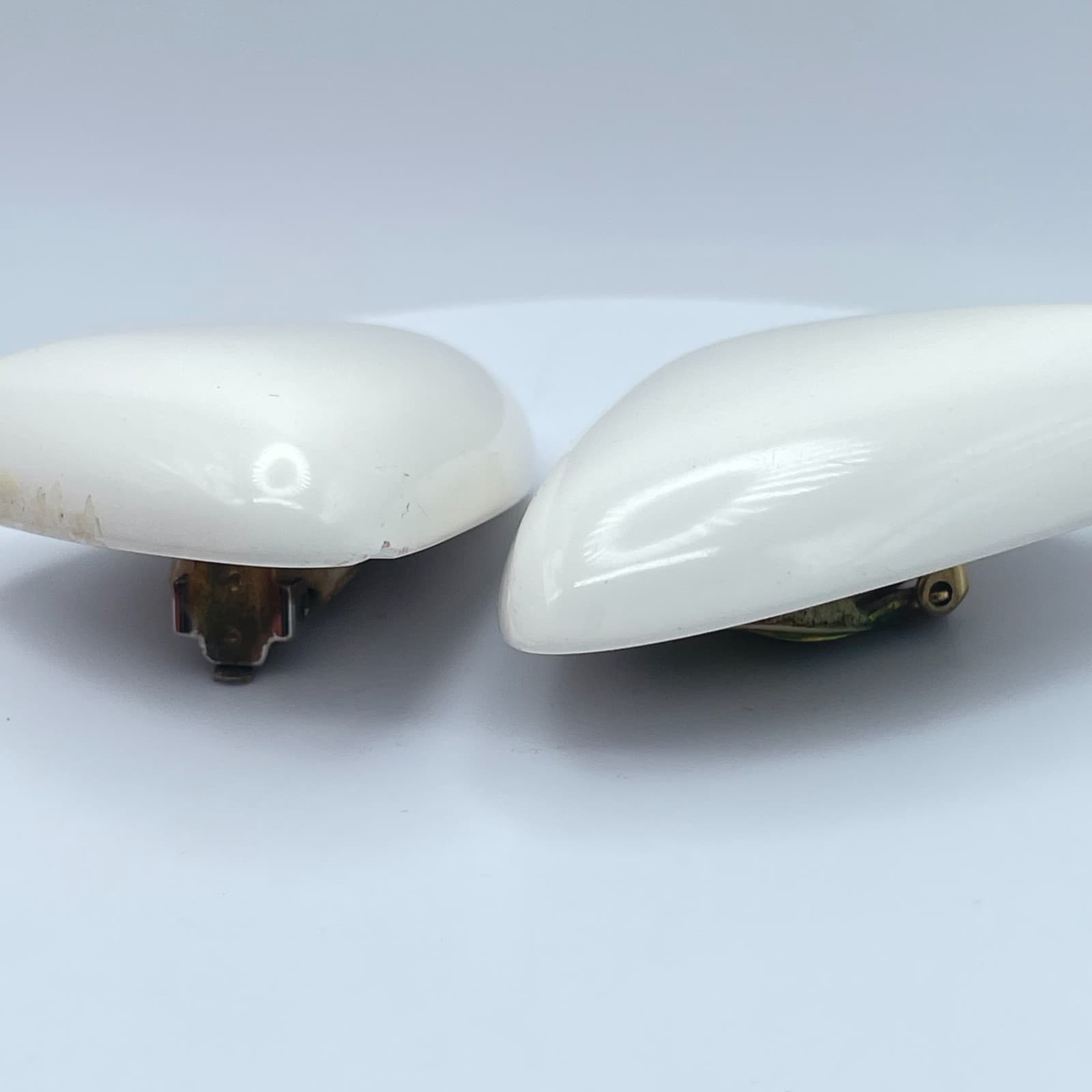 Vintage 90s White Enamel Triangle Earrings Retro Statement Women's Jewelry - Thumbnail 5