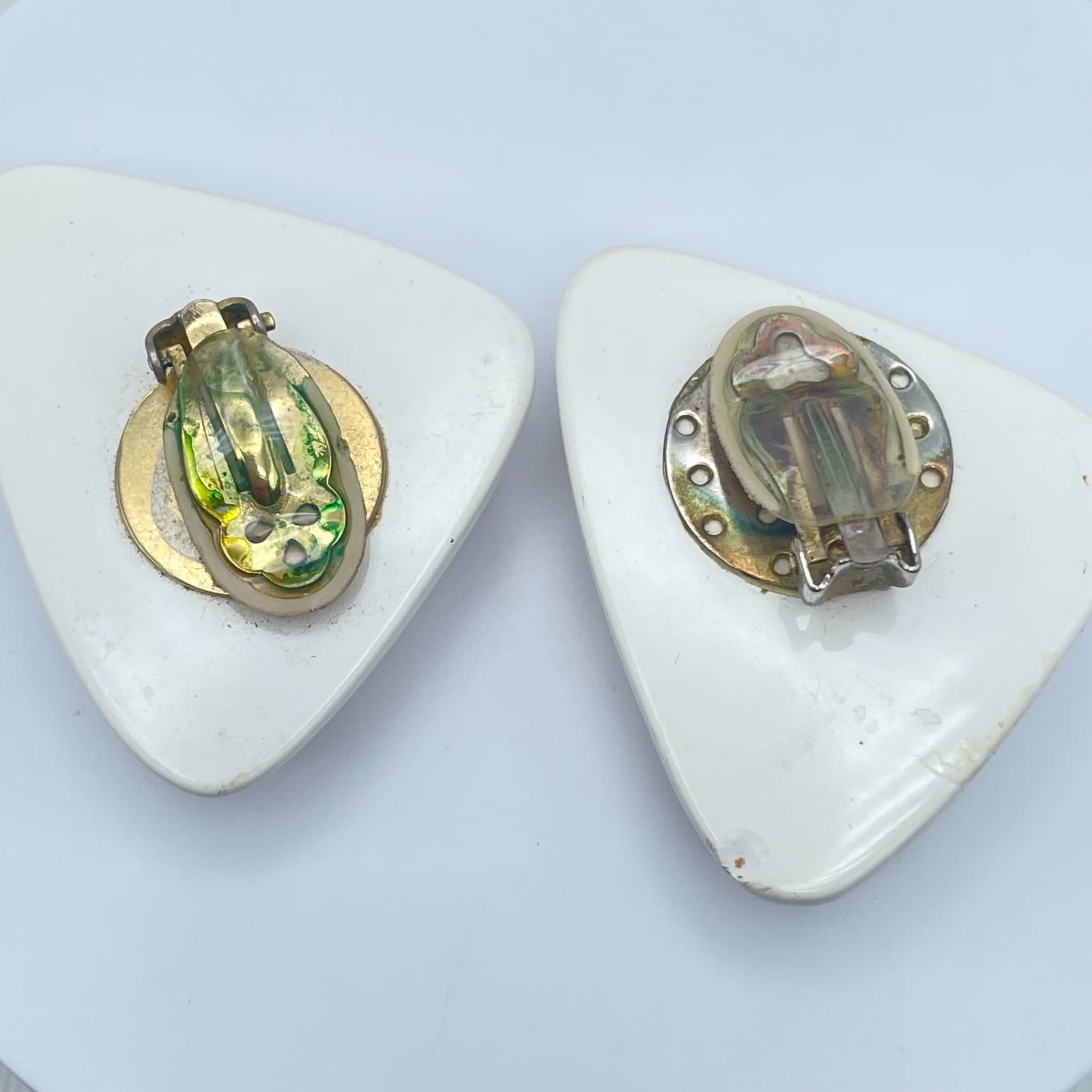 Vintage 90s White Enamel Triangle Earrings Retro Statement Women's Jewelry - Thumbnail 7