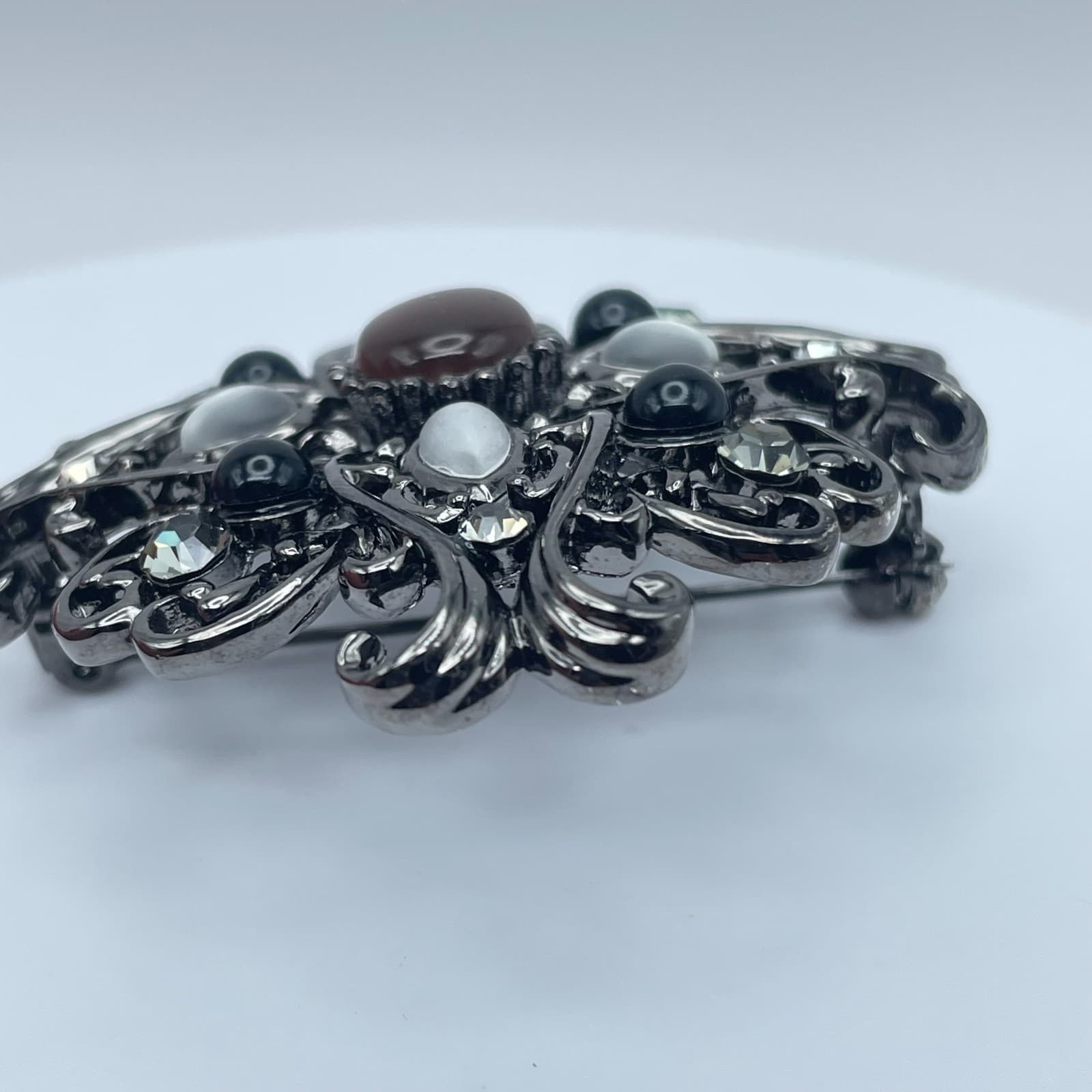 Vintage 80s Gunmetal Tone Filigree Floral Brooch Pin Clear Rhinestone Jewelry - Thumbnail 4