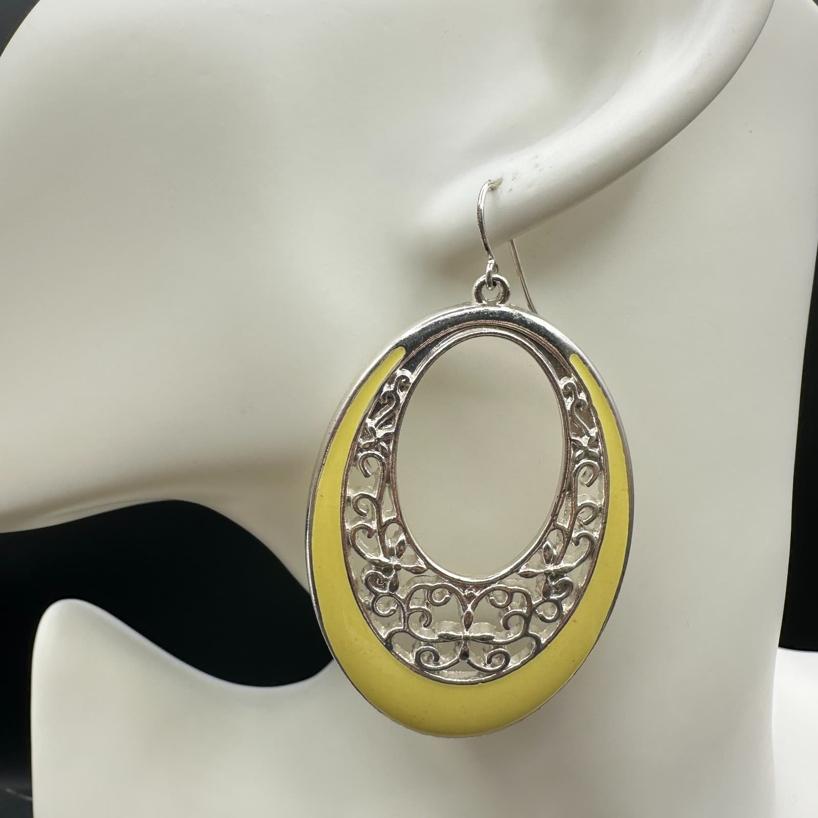 Vintage Women's Silver Tone Orchard Bliss Yellow Beauty Dangle/Drop Earrings - Thumbnail 2