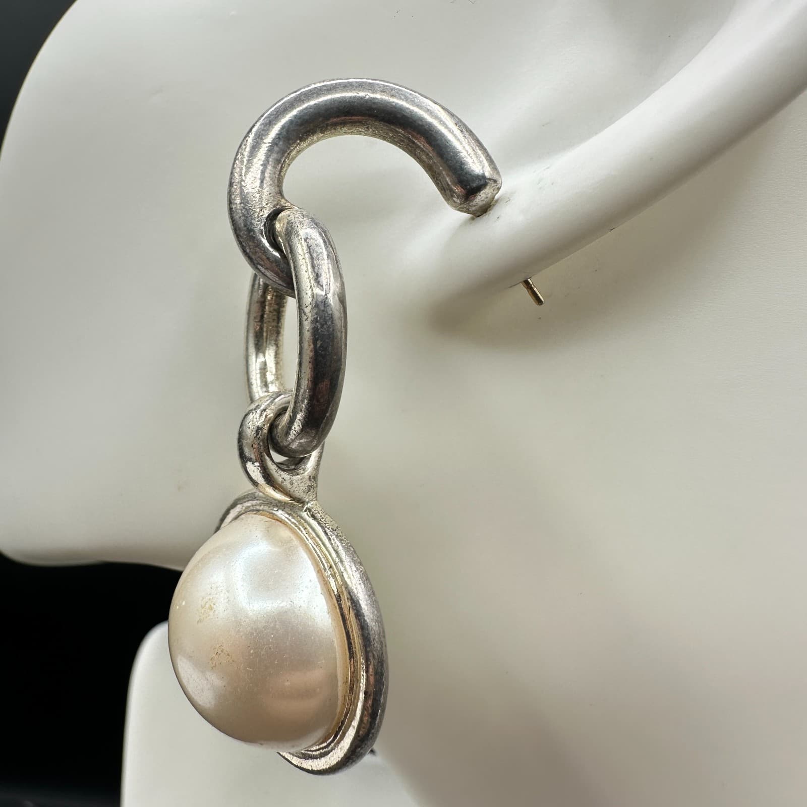 Vintage Women's Silver Tone Pearl Single Stone Collet Surround Dangle Earrings - Thumbnail 6