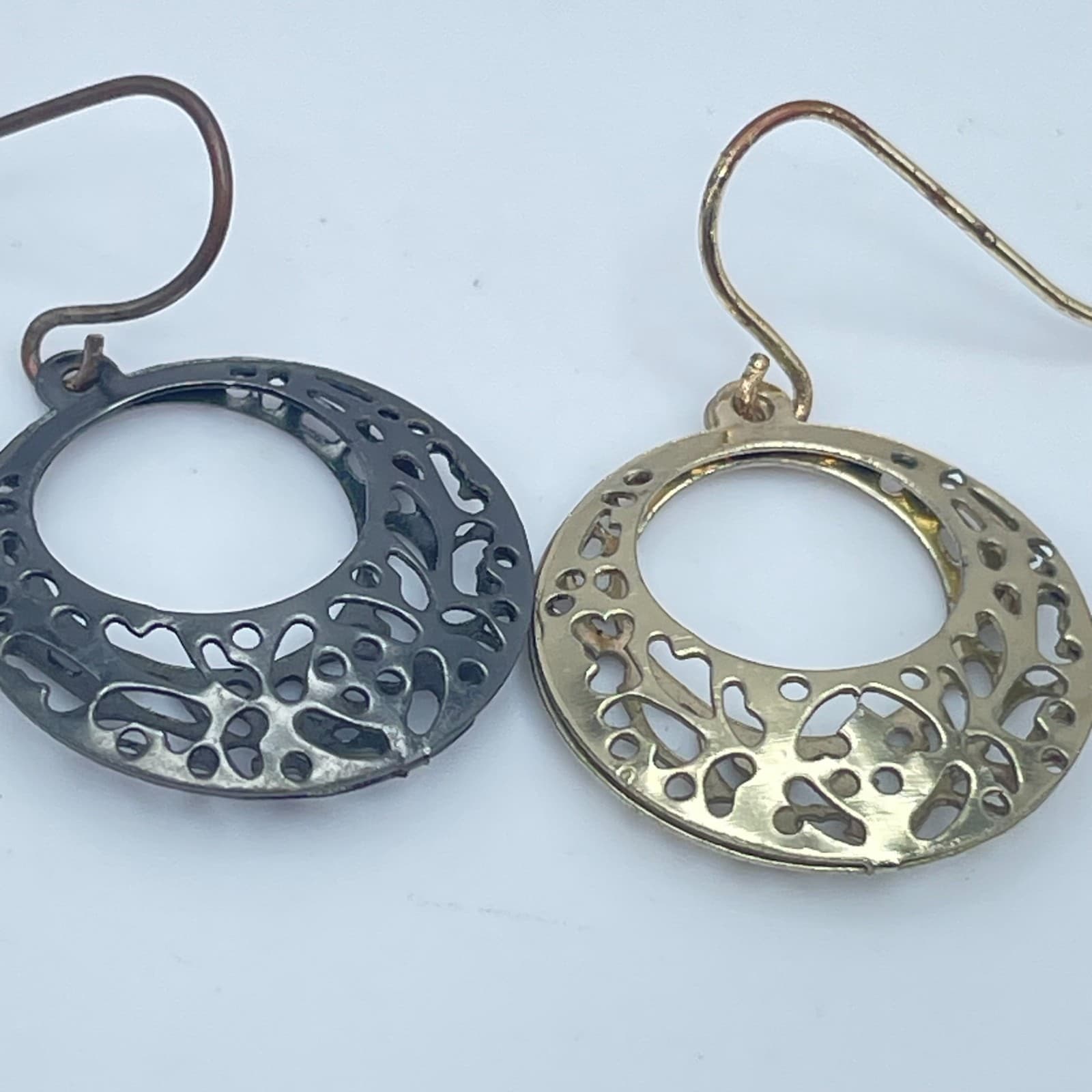 Vintage 90s Openwork Filigree Heart Silver/Gold Tone Dangle Earrings Jewelry - Thumbnail 6