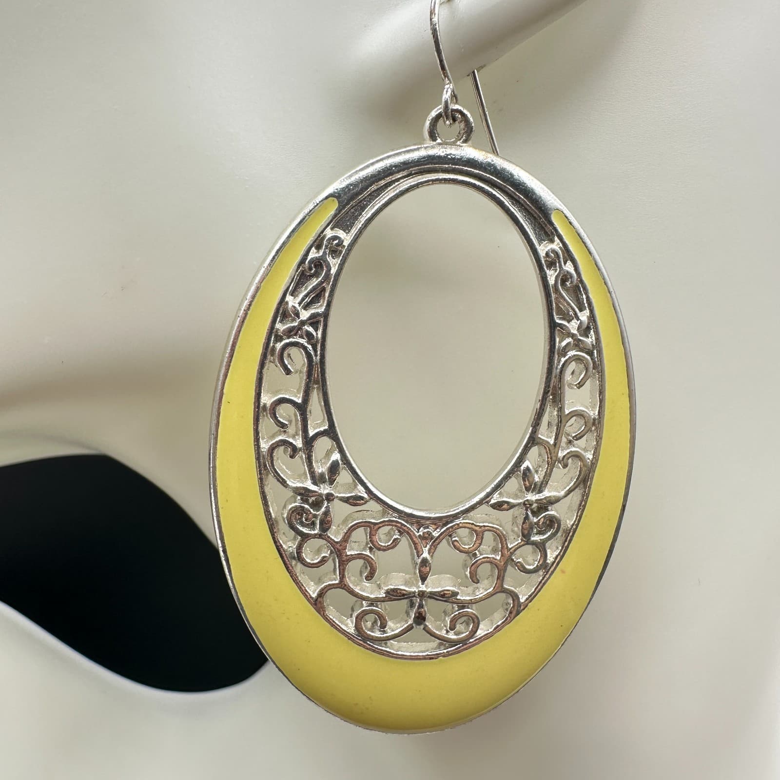 Vintage Women's Silver Tone Orchard Bliss Yellow Beauty Dangle/Drop Earrings - Thumbnail 3