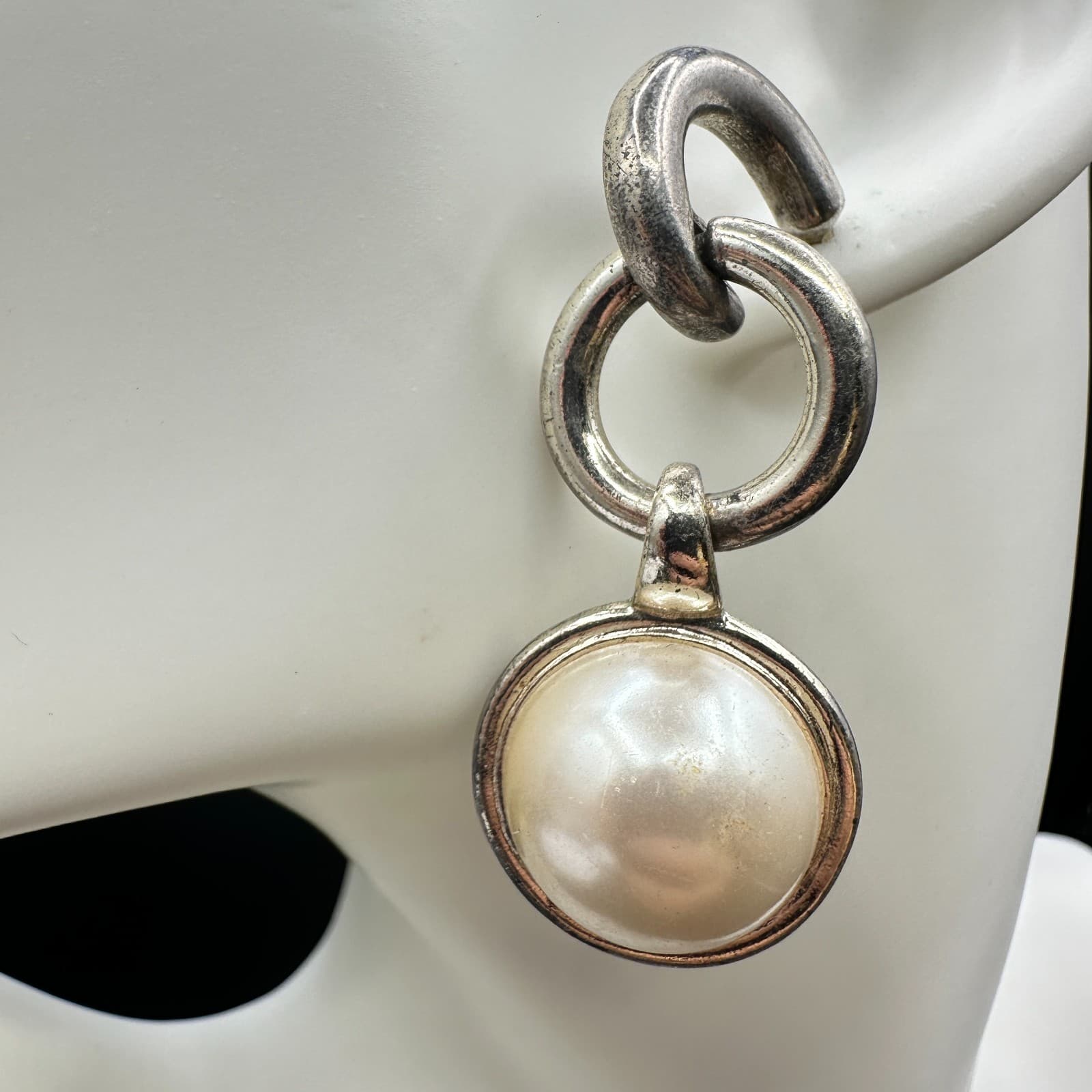 Vintage Women's Silver Tone Pearl Single Stone Collet Surround Dangle Earrings - Thumbnail 2