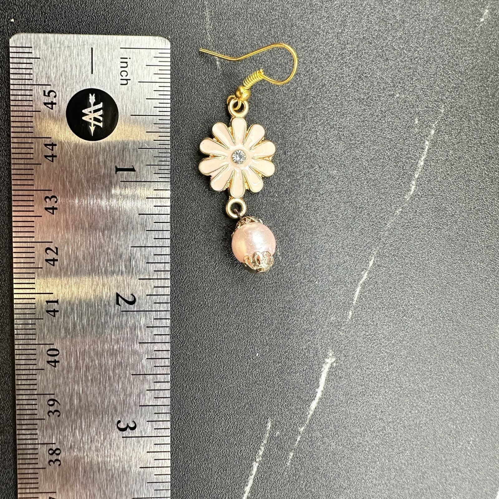 Vintage Women's Gold Tone Pink Bead Glass Stone Beauty Dangle/Drop Earrings - Thumbnail 12