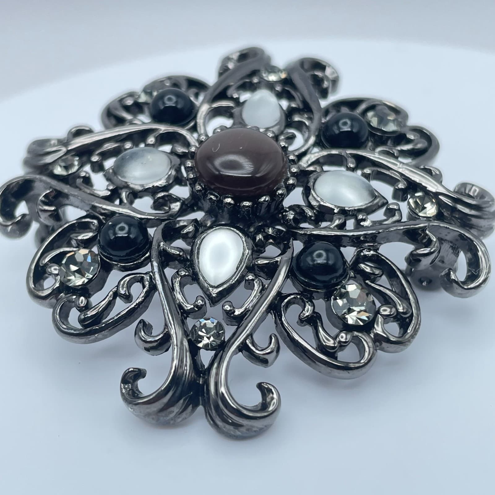 Vintage 80s Gunmetal Tone Filigree Floral Brooch Pin Clear Rhinestone Jewelry - Thumbnail 2