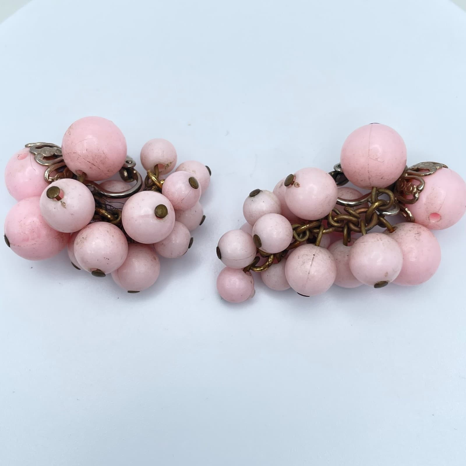 Vintage 50s Pastel Pink Grape Cluster Earrings Mid-Century Fashion Jewelry - Thumbnail 2