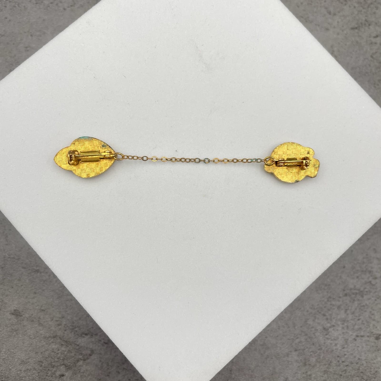 VTG LA Junior High School 1960 Classic Gold-Tone Enameled Tie Chain Guard Pin - Thumbnail 2