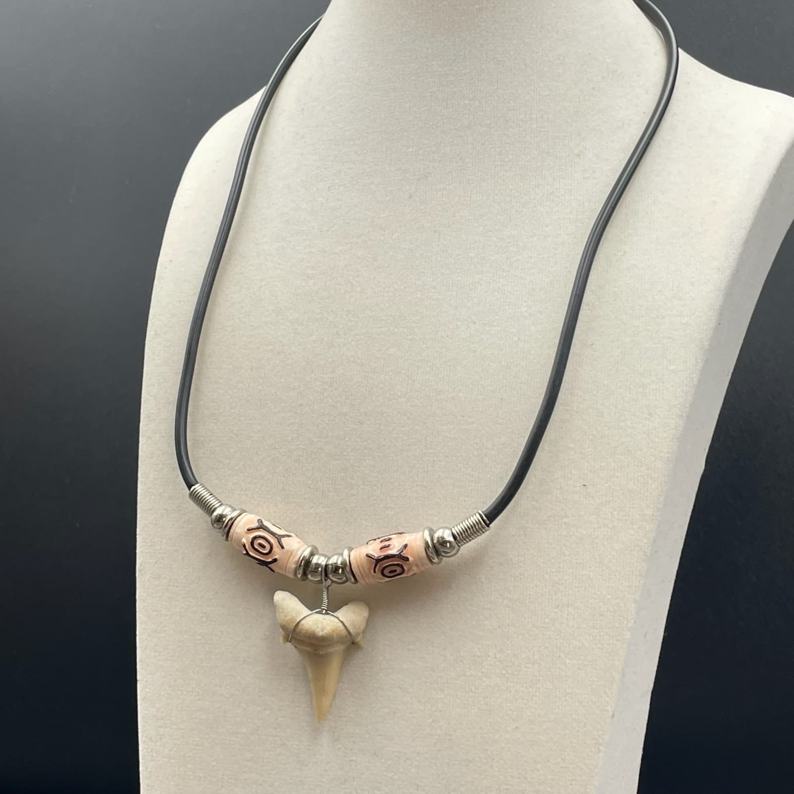 Surfer Style Black Silver-Tone Bone Beads Natural Shark Tooth Pendant Necklace - Thumbnail 6