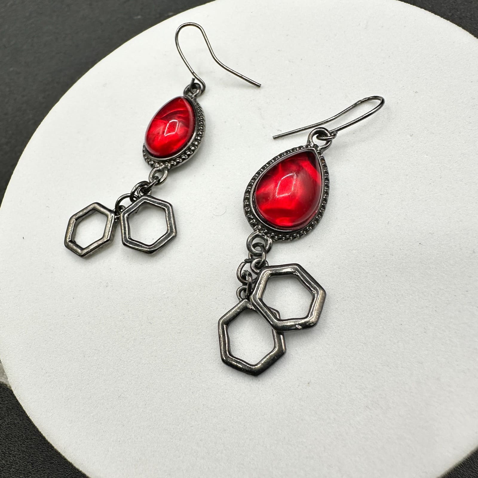 Vintage Handmade Women's Silver Tone Red Foil Back Glass Fashion Dangle Earrings - Thumbnail 8