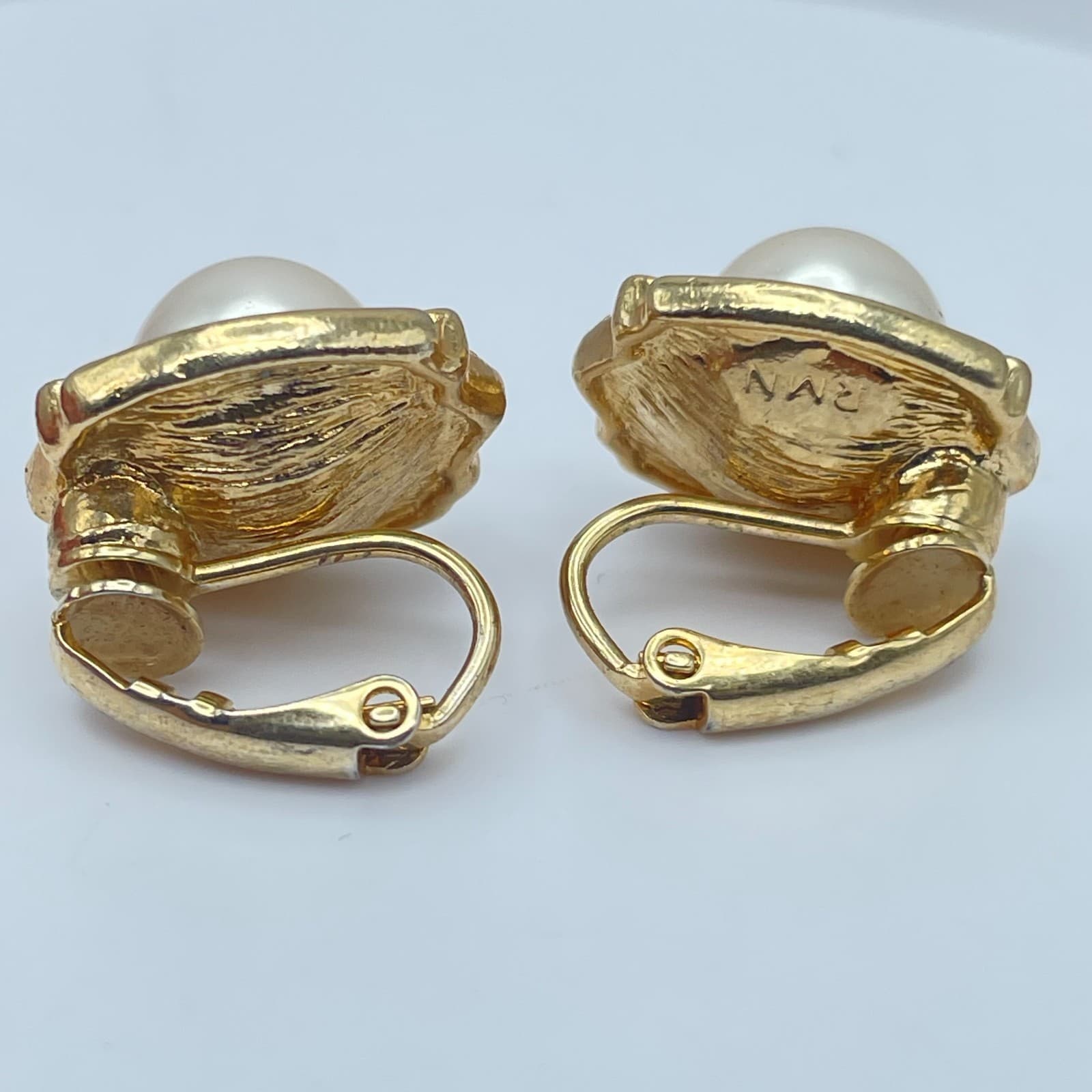 Vintage Y2K RMN Gold Tone Faux Pearl Rhinestone Earrings Retro Women's Jewelry - Thumbnail 5