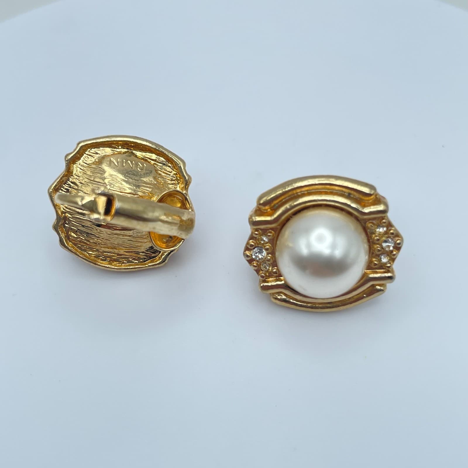 Vintage Y2K RMN Gold Tone Faux Pearl Rhinestone Earrings Retro Women's Jewelry - Thumbnail 2
